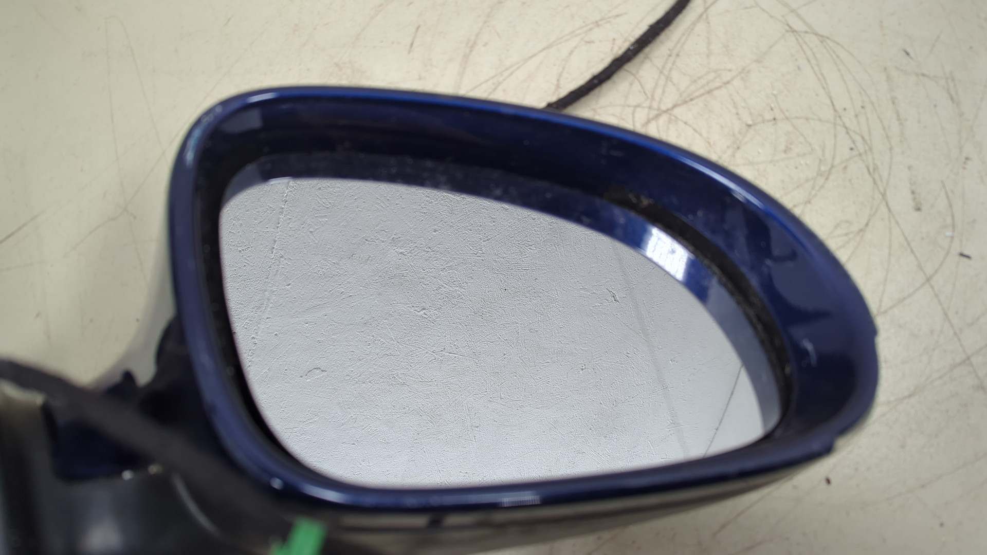 Зеркало правое электрическое