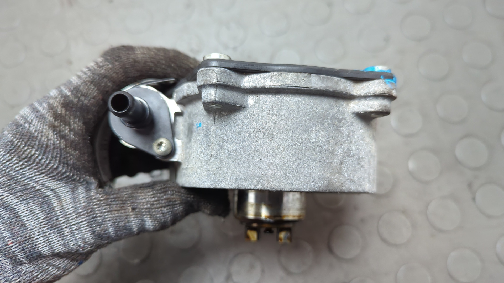 Насос вакуумный