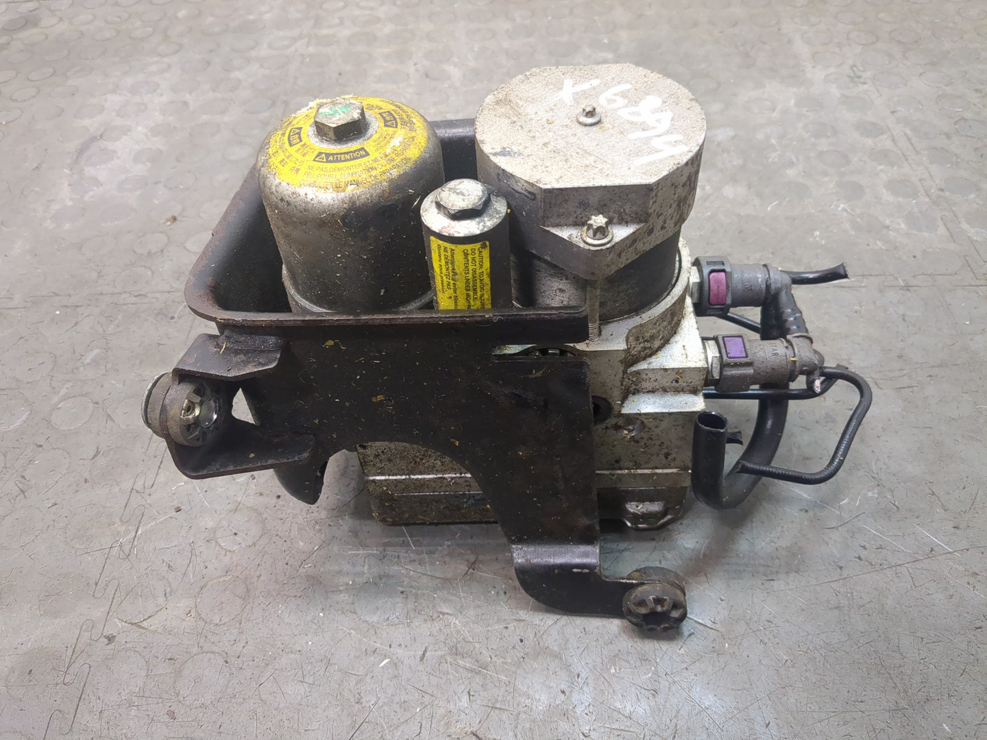 Блок ABS (насос)