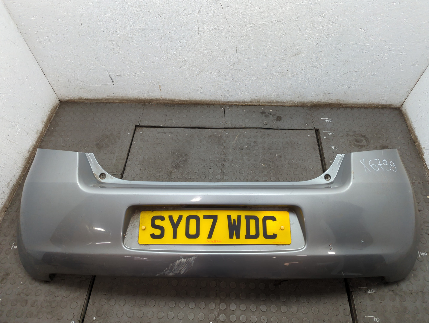 Бампер задний