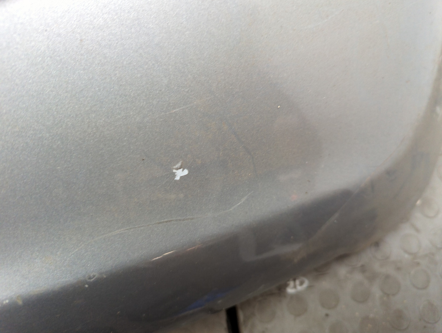 Бампер задний