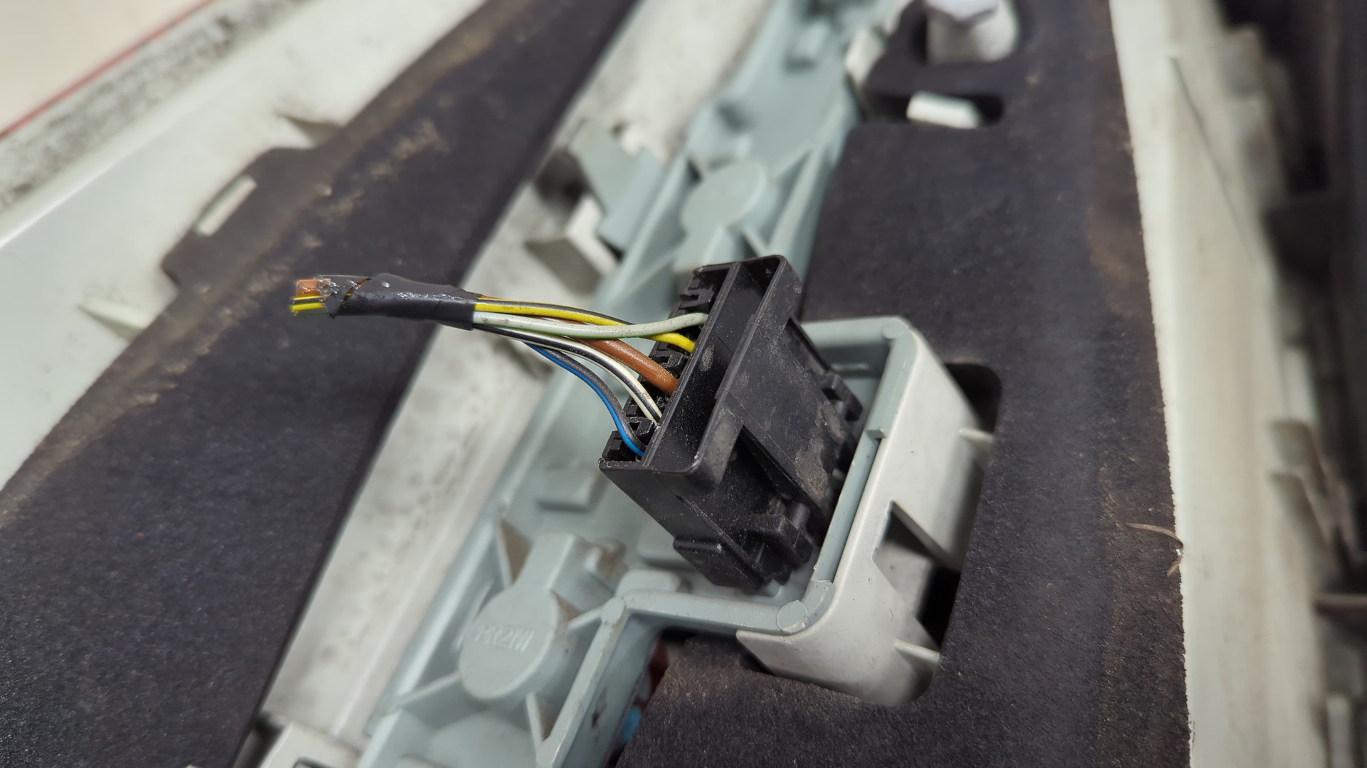 Фонарь задний правый