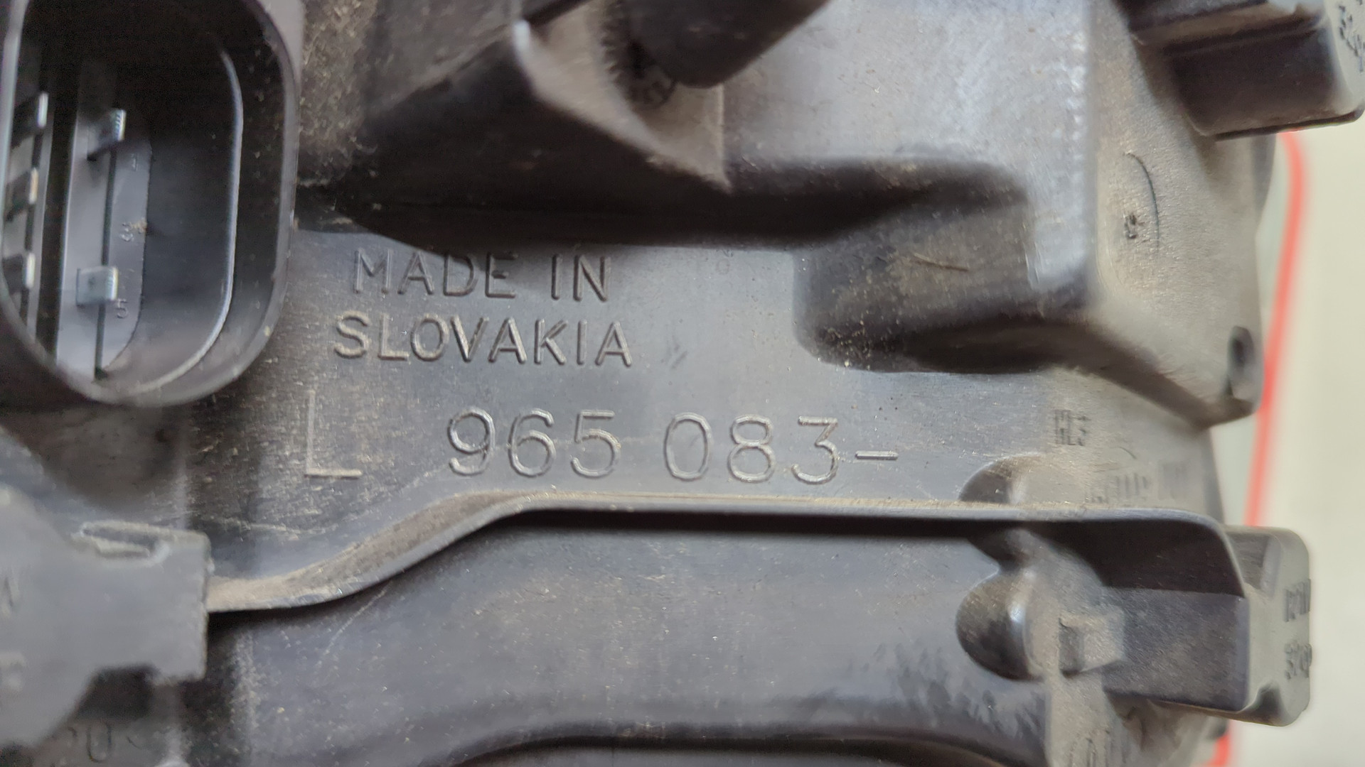 Фонарь задний левый