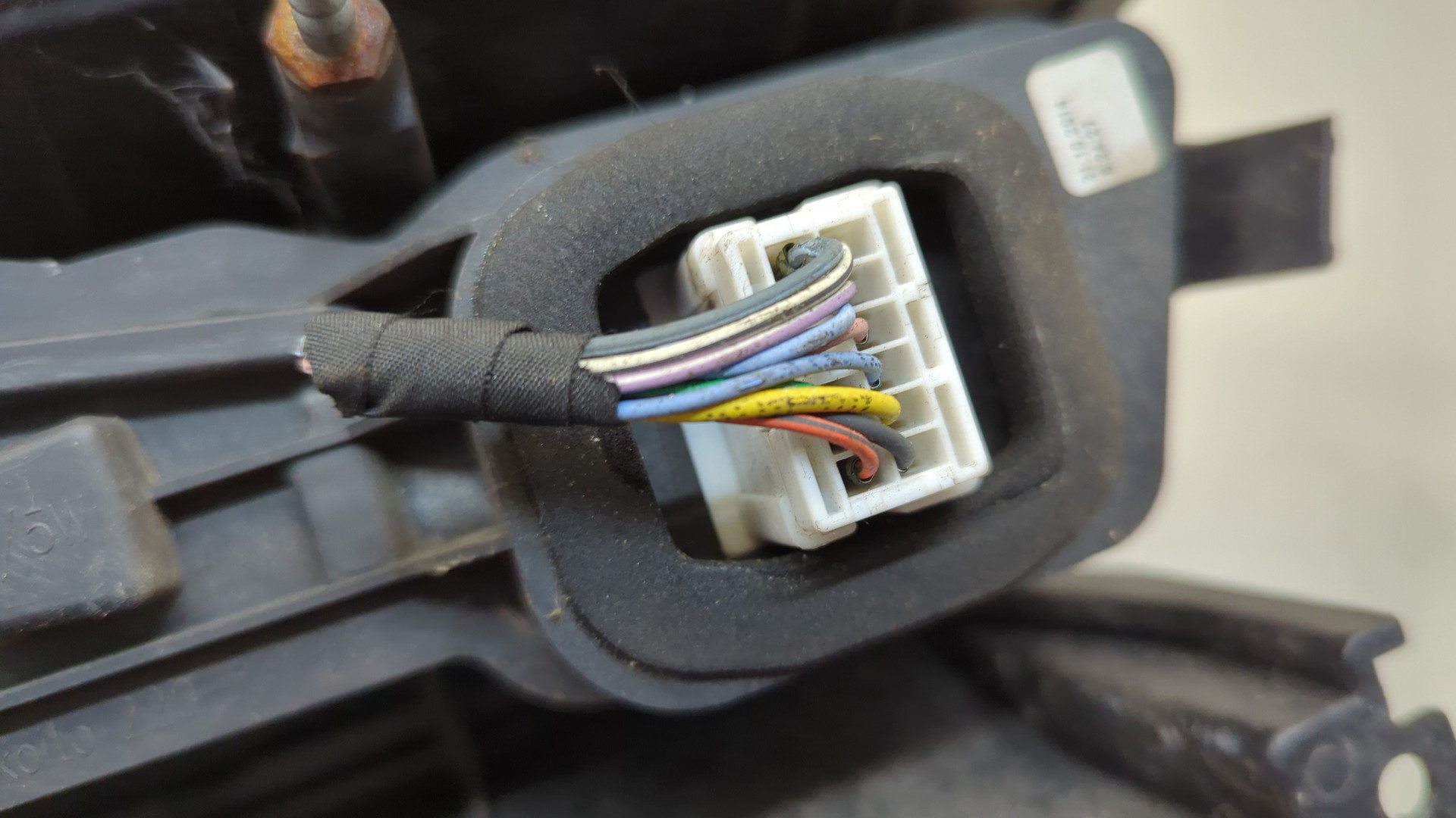 Фонарь задний правый