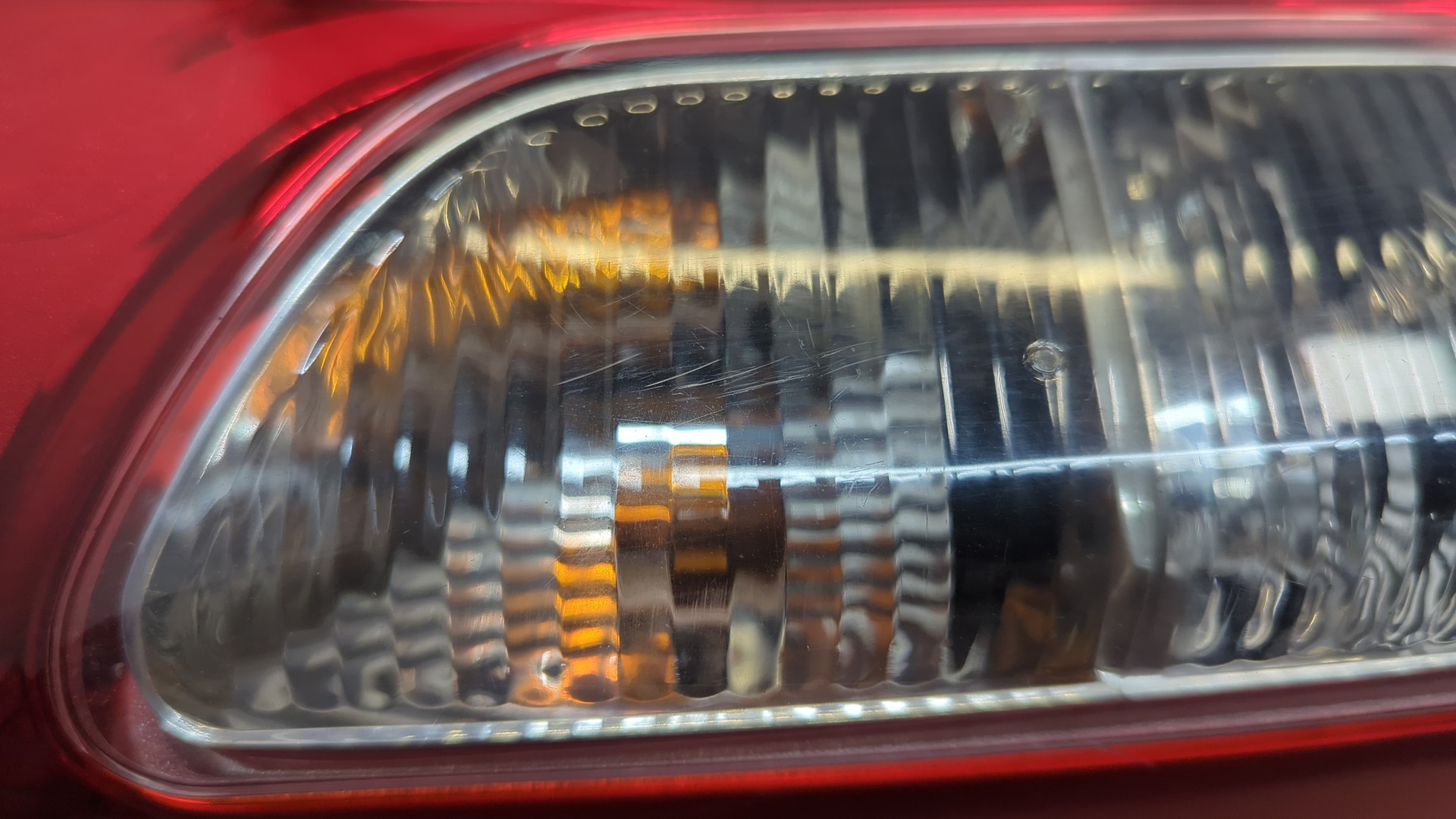 Фонарь задний правый