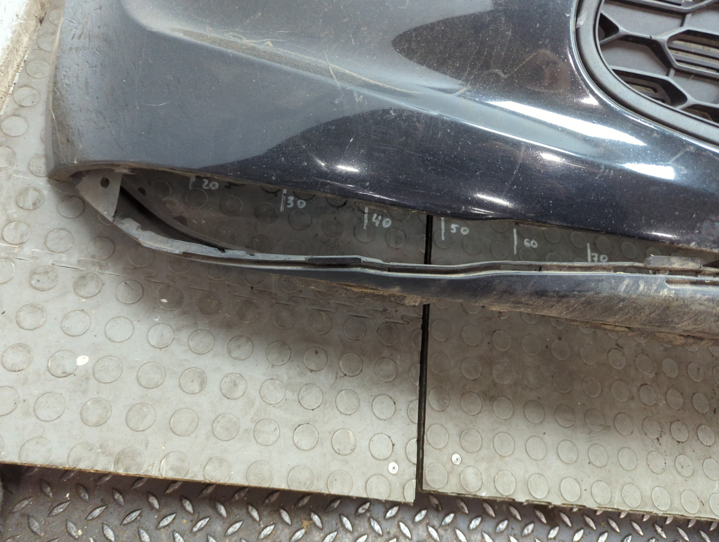 Бампер передний