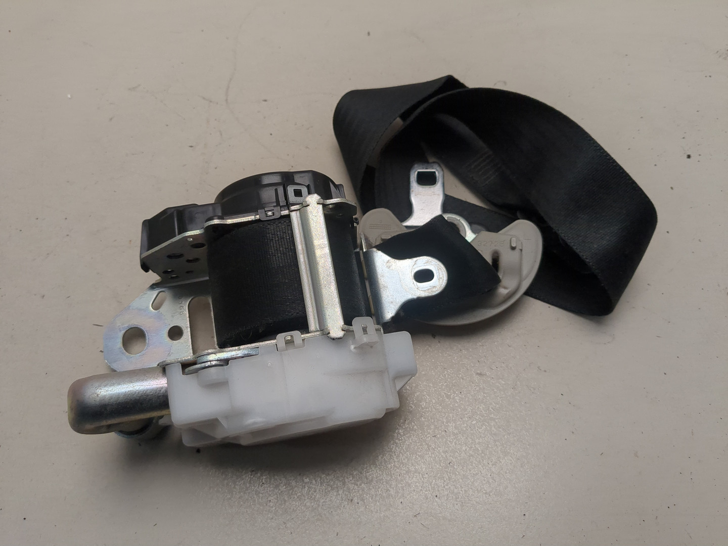 Ремень безопасности