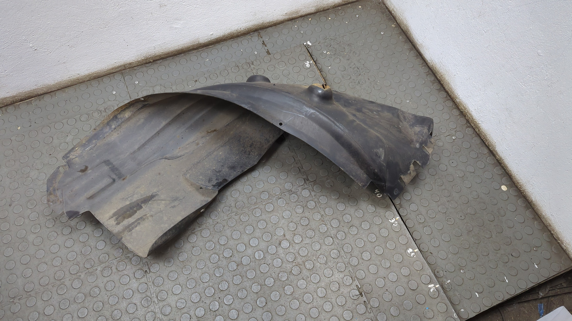 Локер передний правый