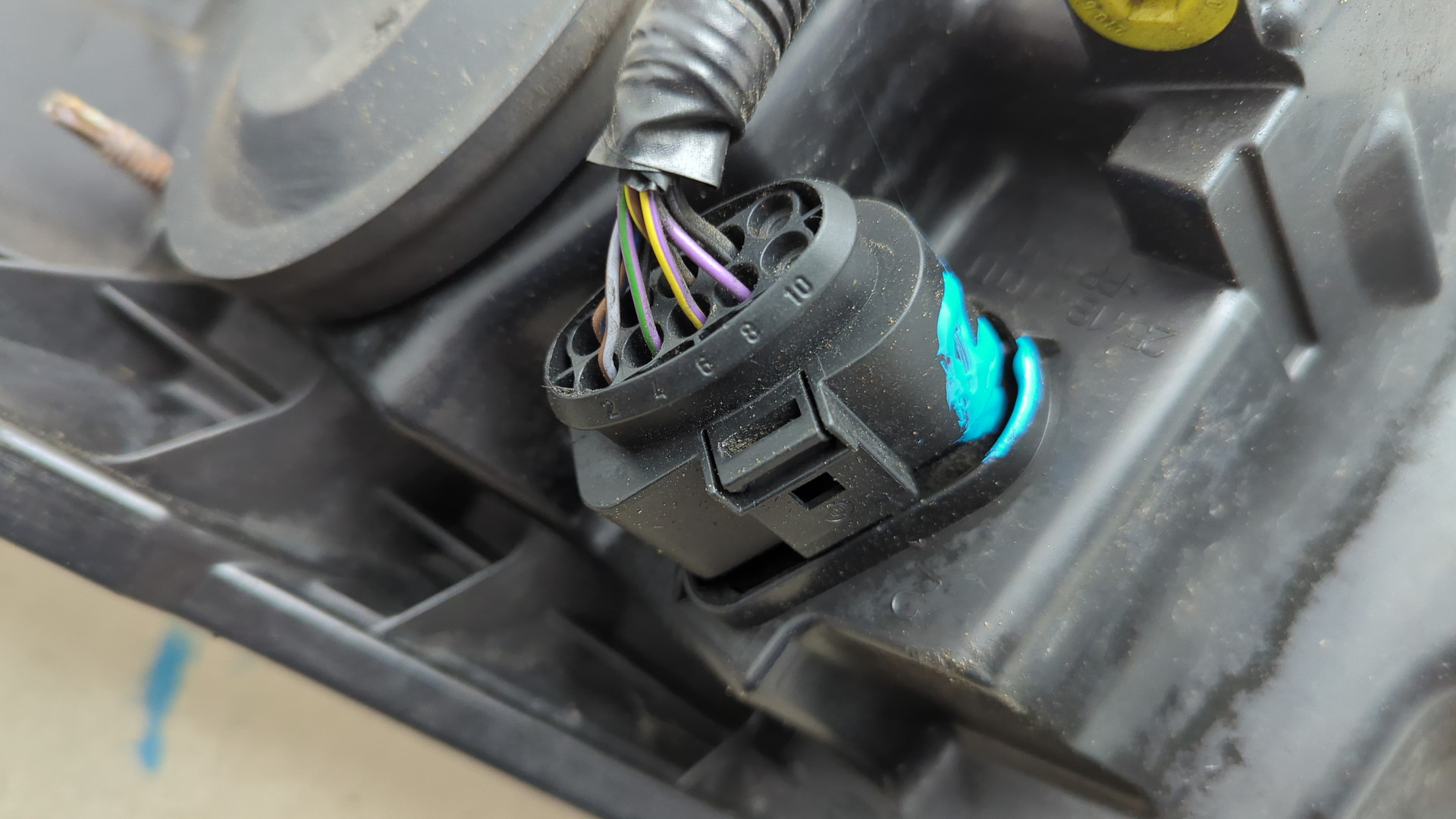 Фара правая