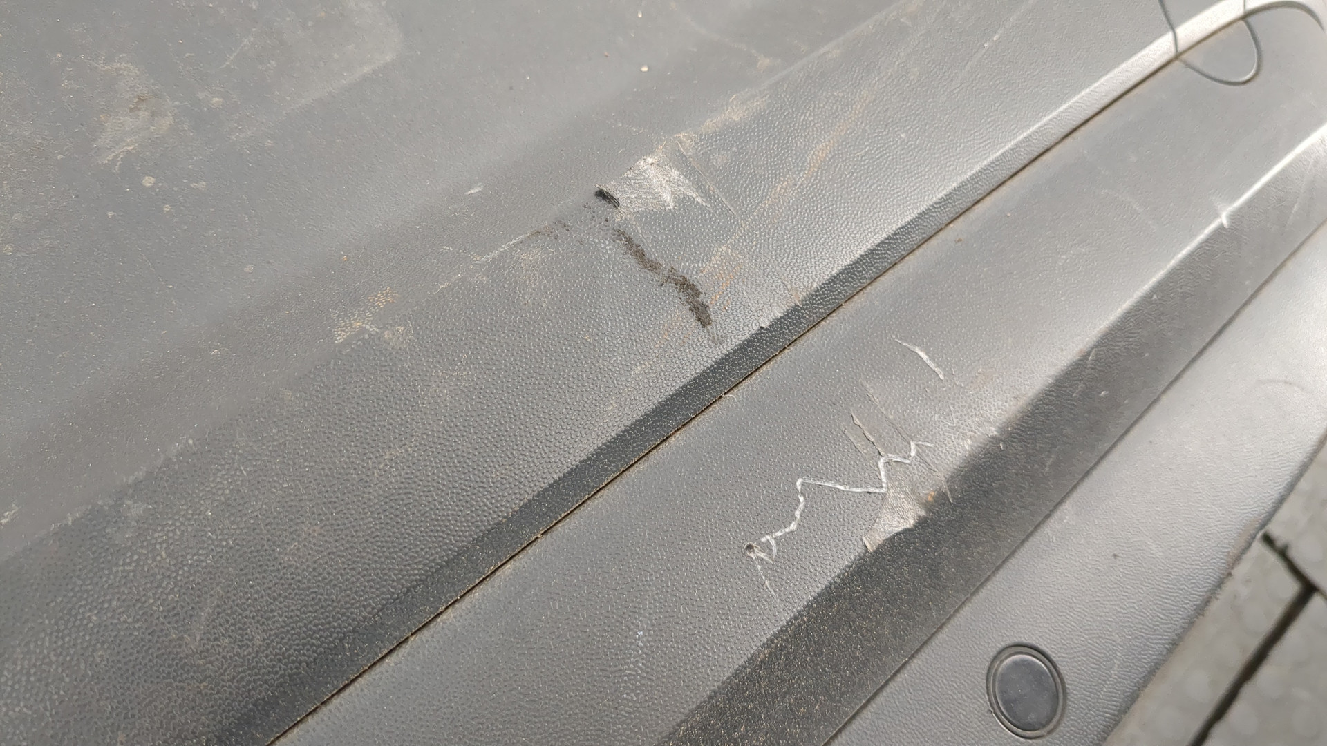 Бампер задний