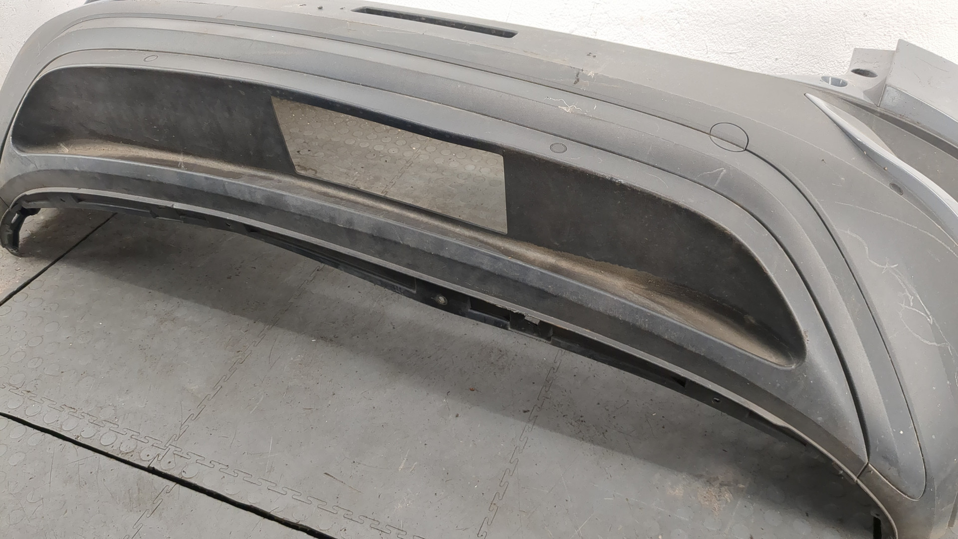 Бампер задний