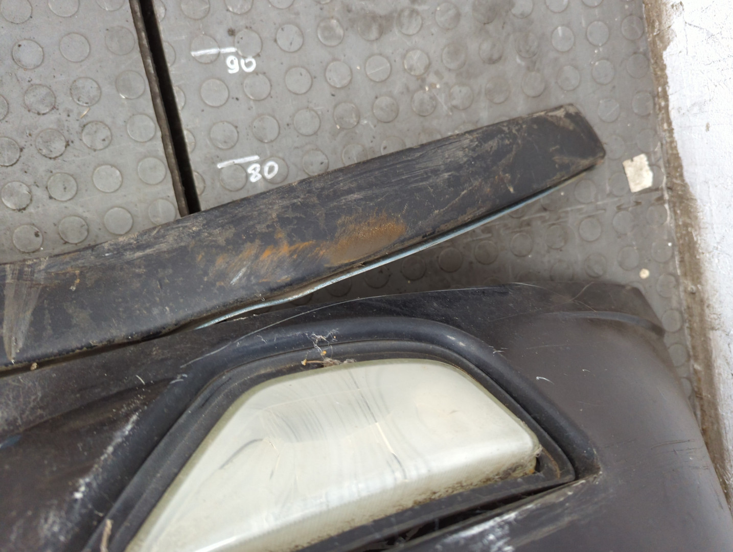 Бампер передний