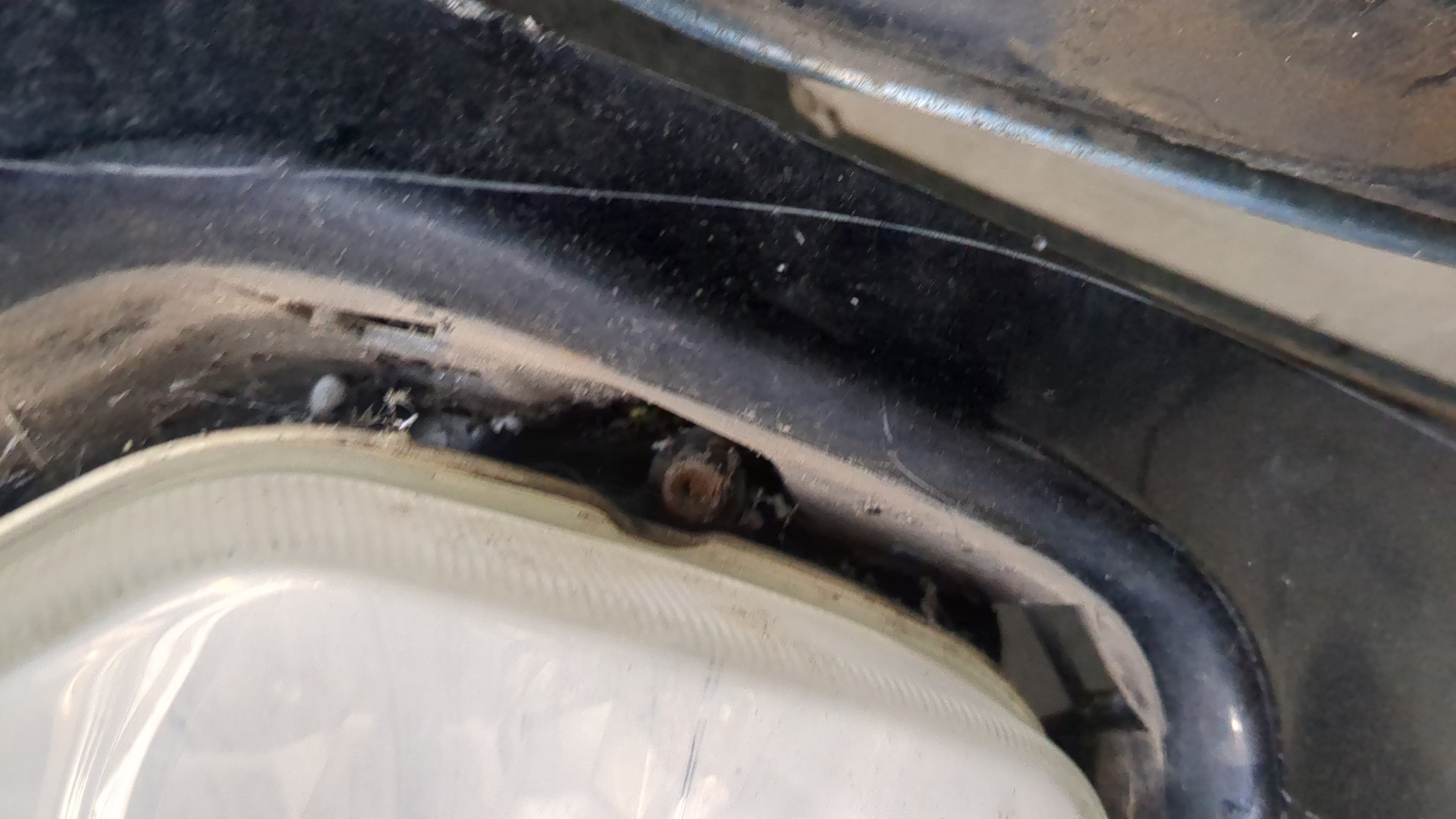 Бампер передний