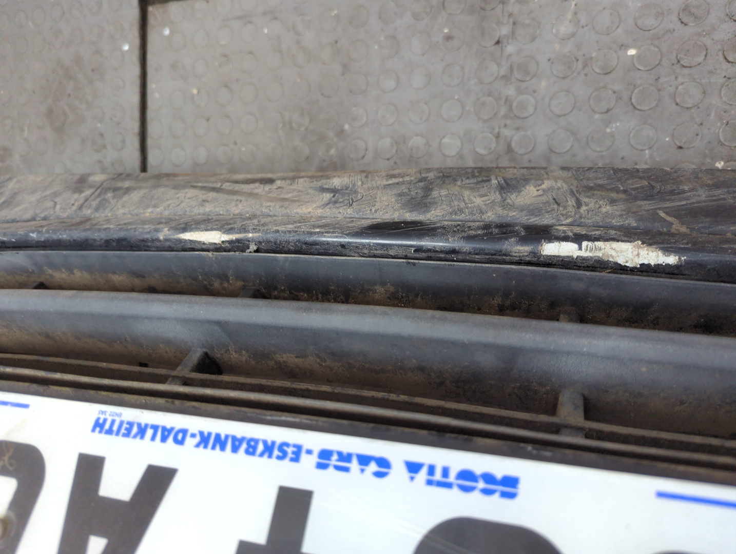 Бампер передний