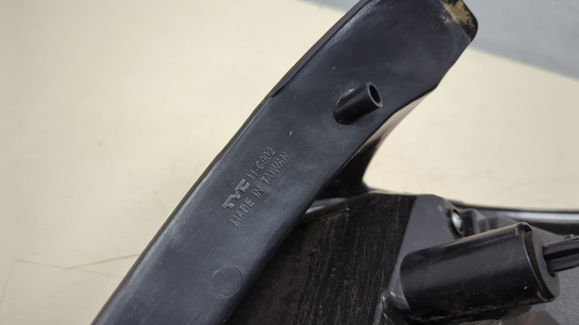 Фонарь задний левый