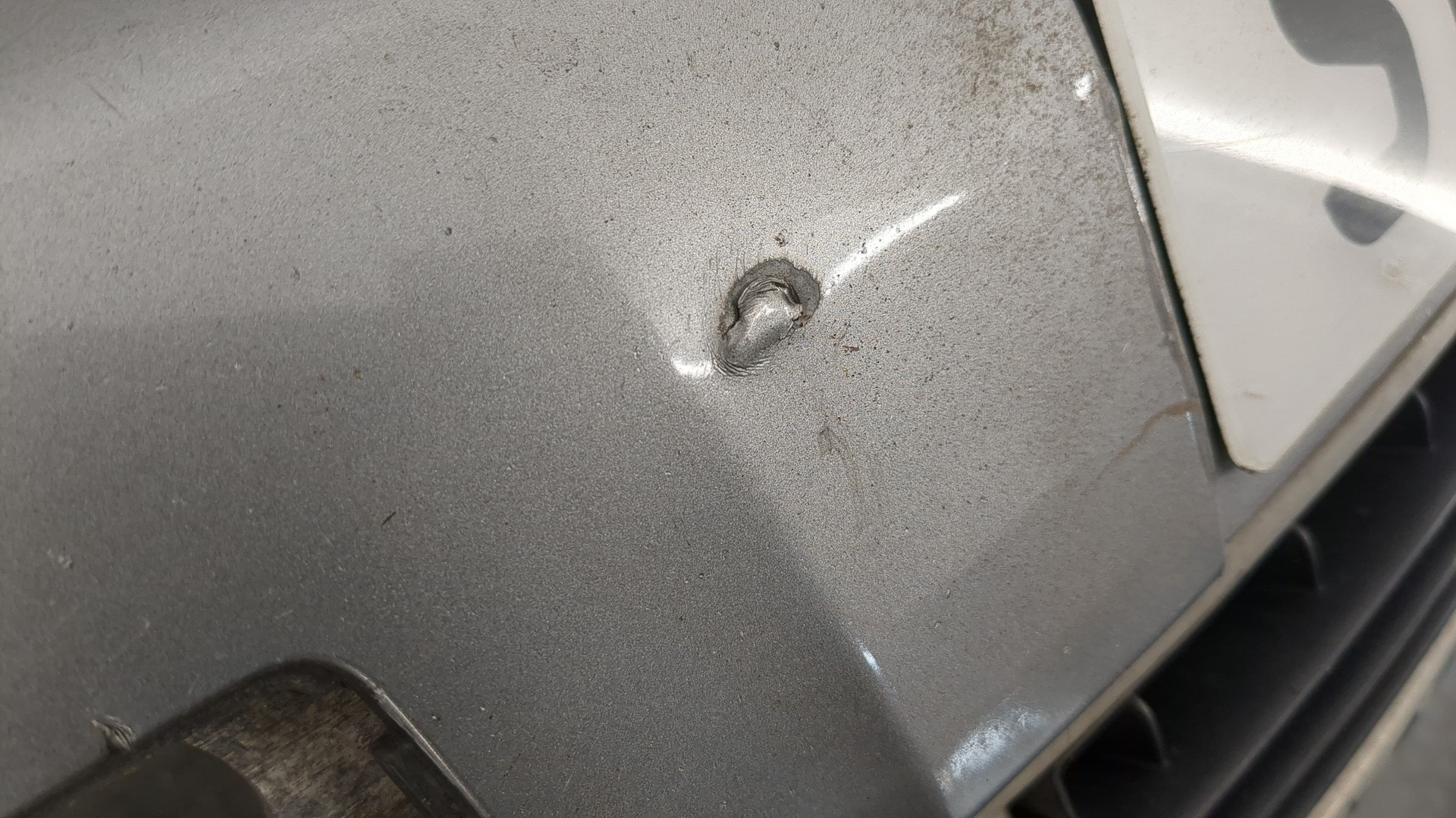 Бампер передний