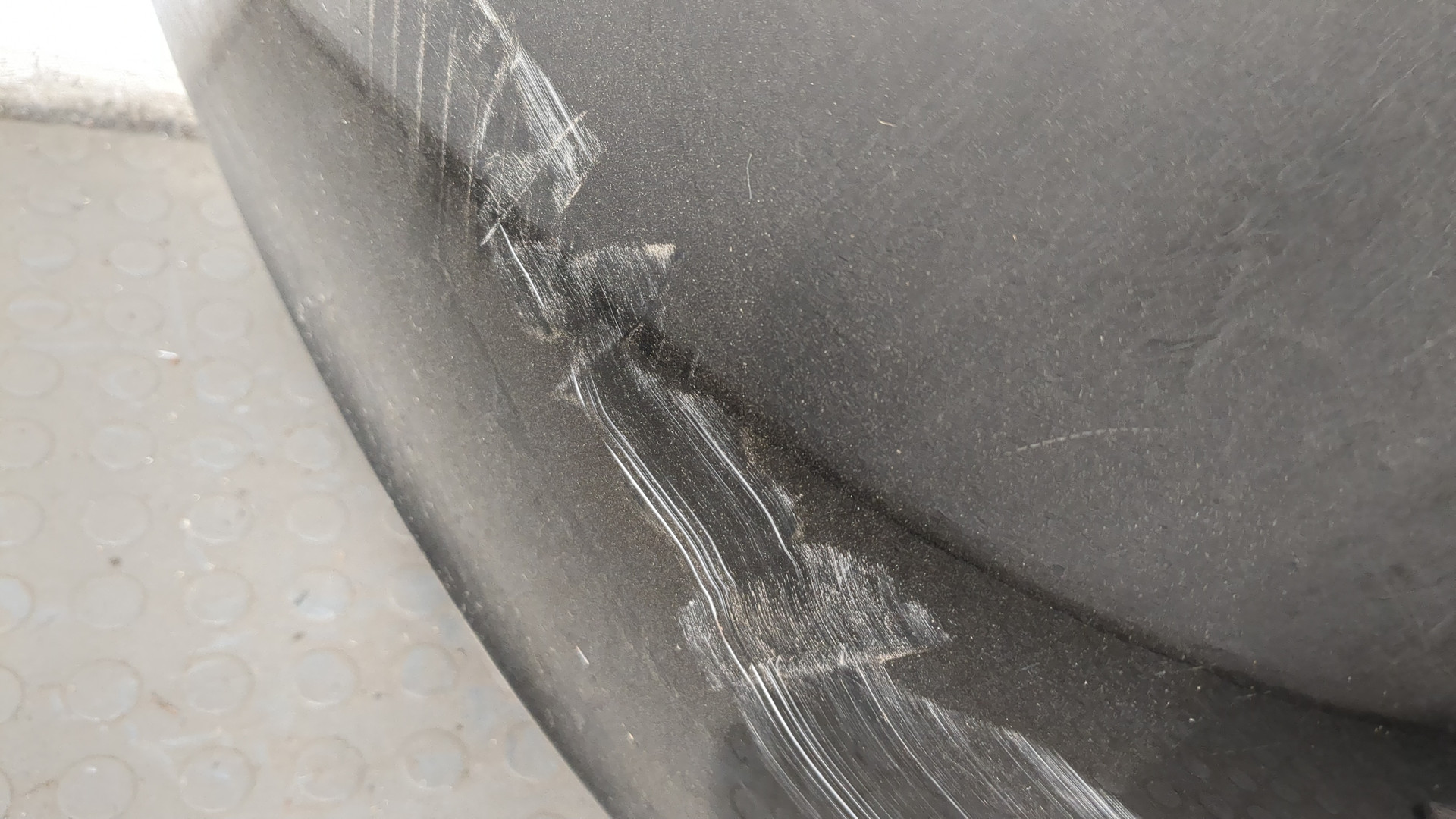 Бампер задний