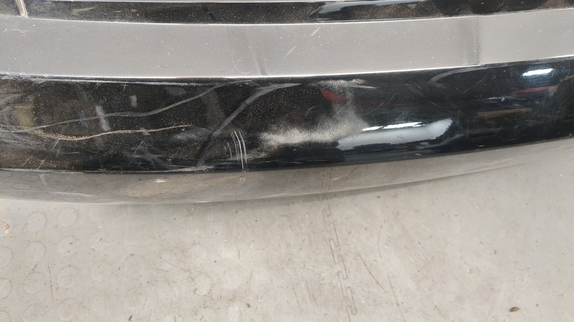 Бампер задний