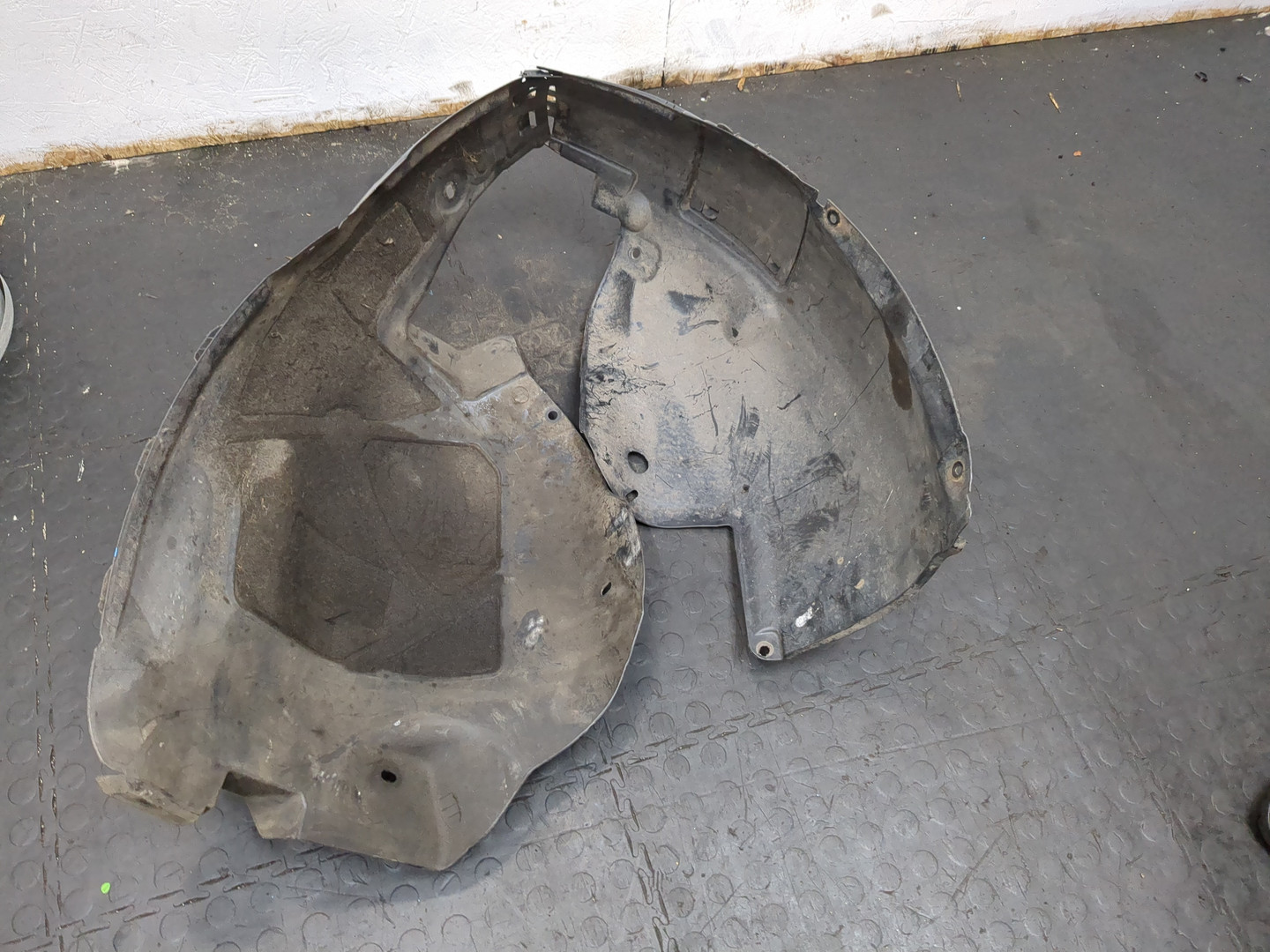 Локер передний правый