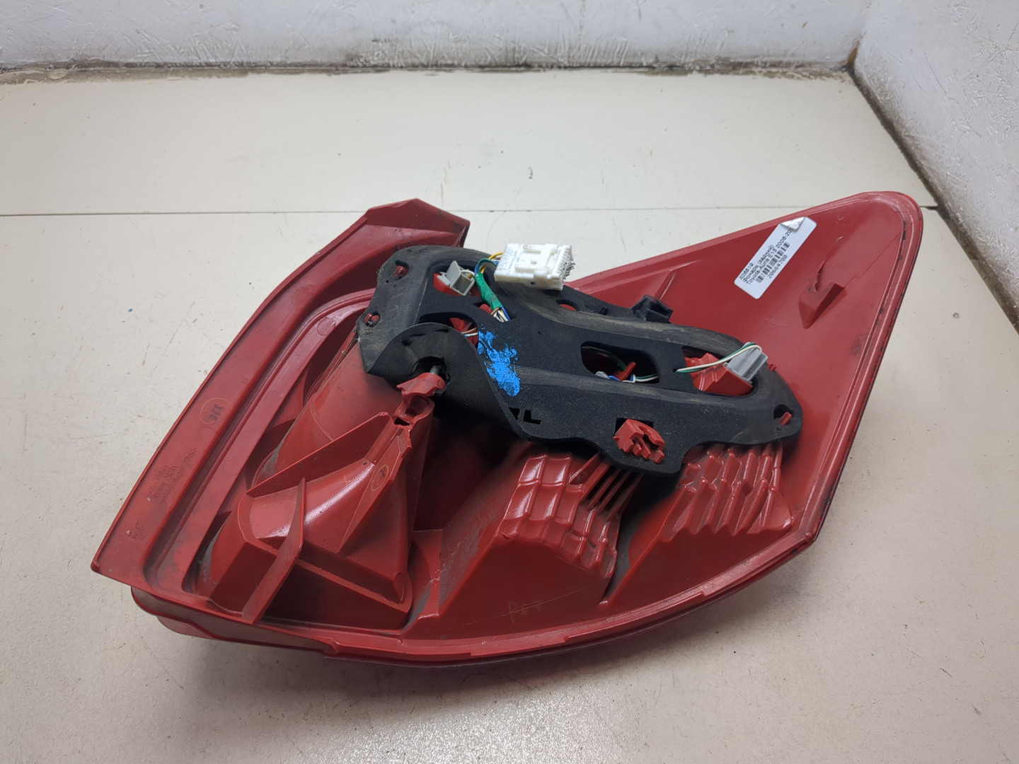 Фонарь задний левый