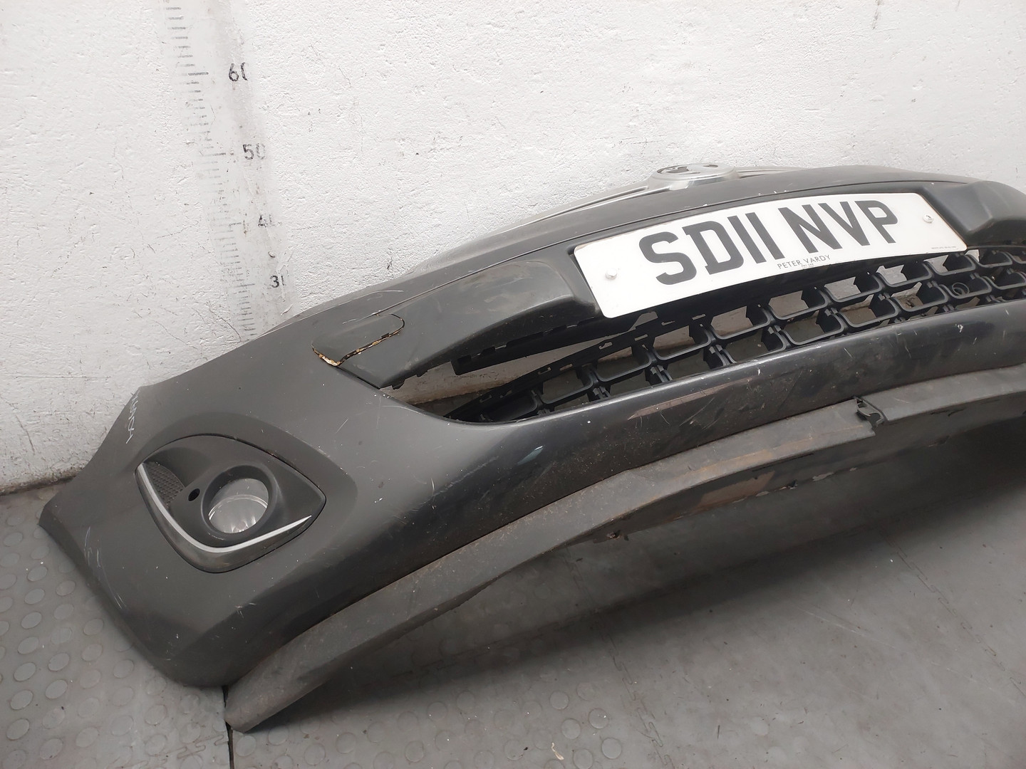 Бампер передний