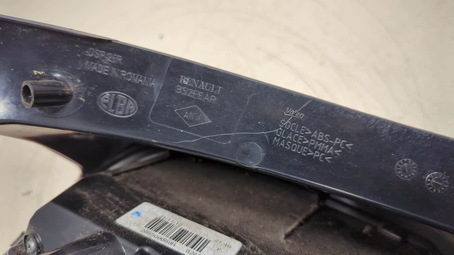 Фонарь задний правый