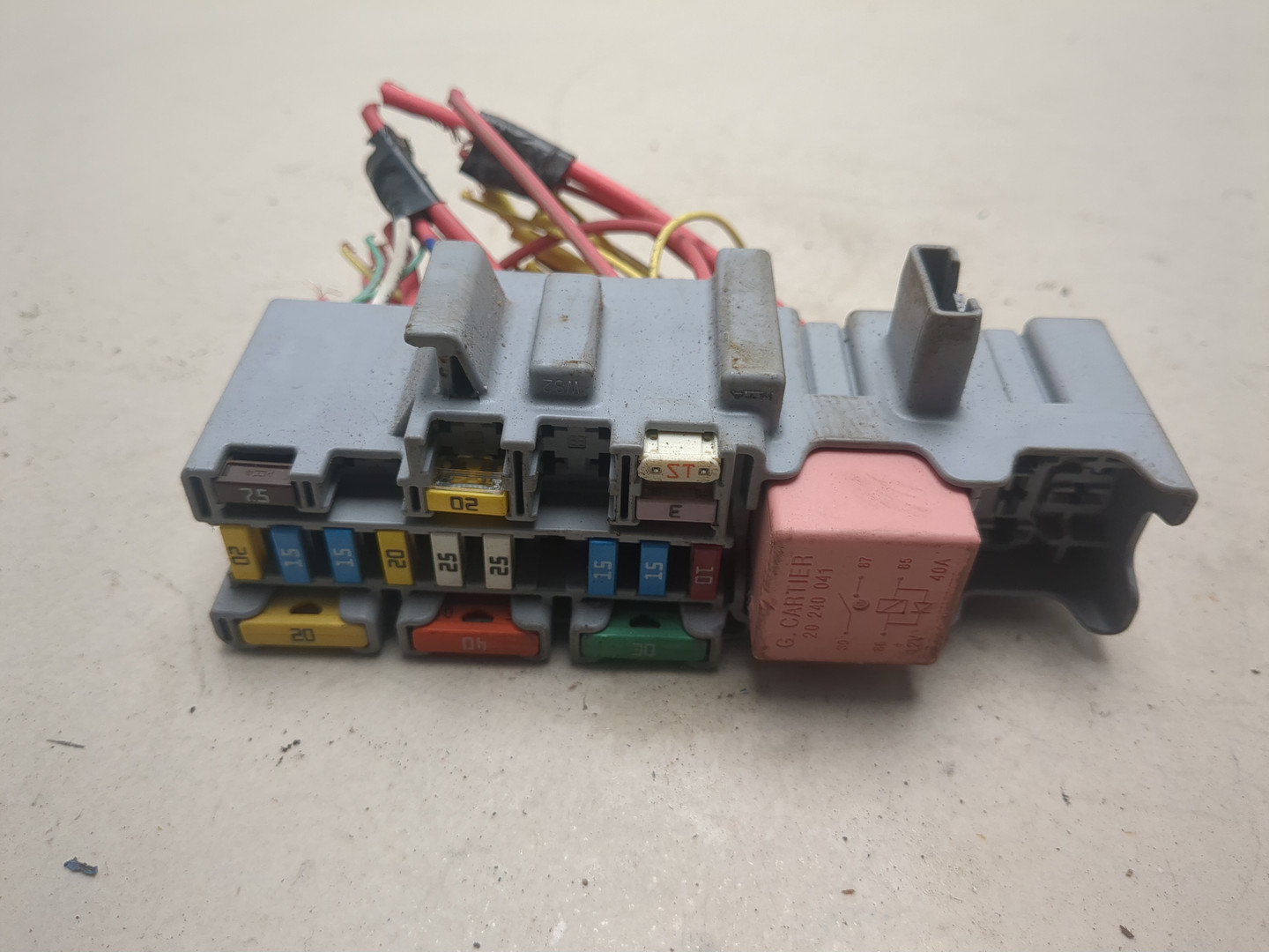 Блок предохранителей