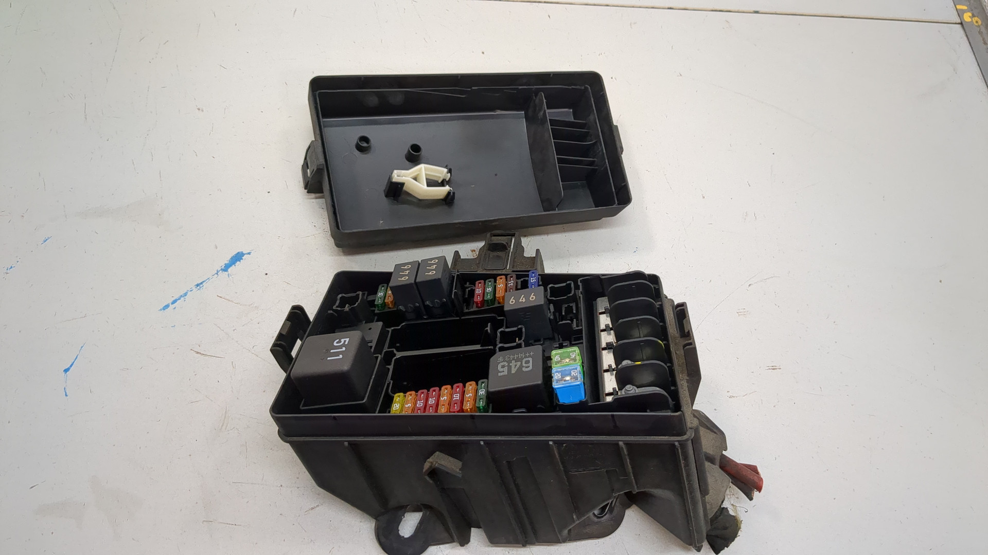 Блок предохранителей