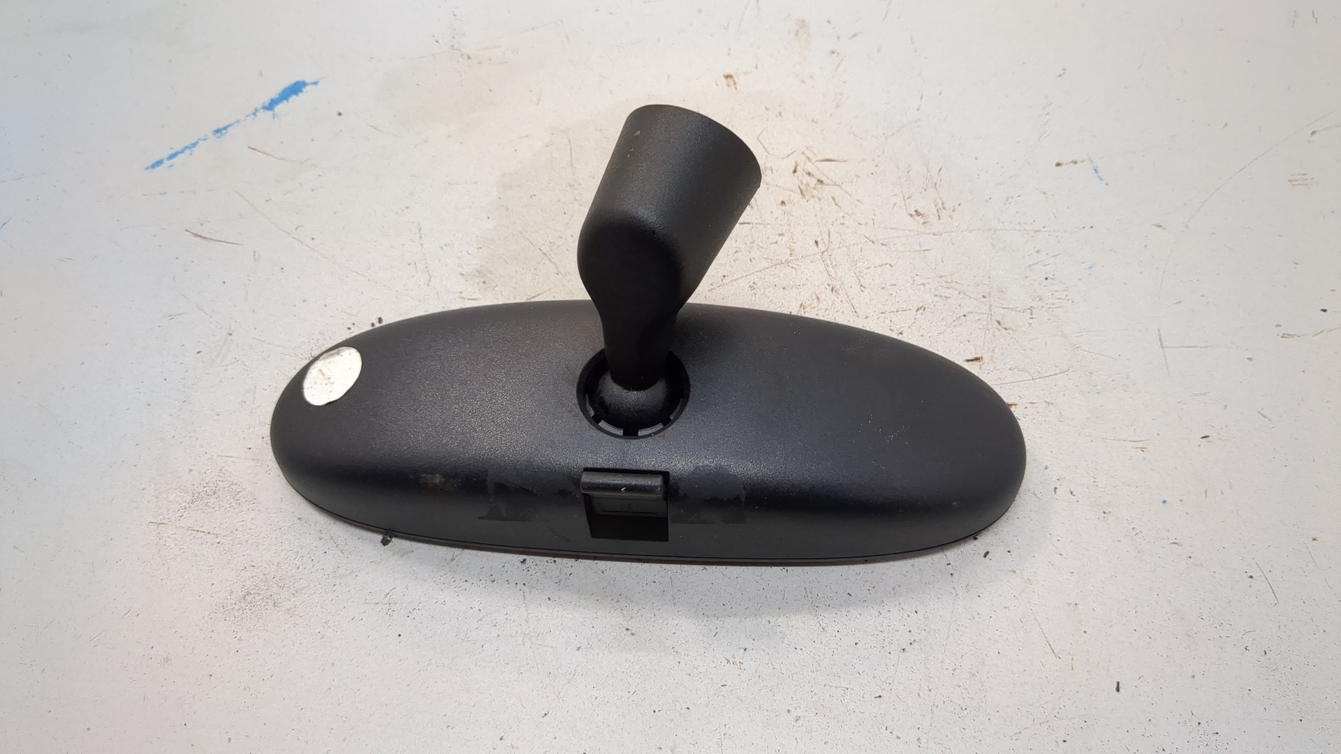 Зеркало заднего вида