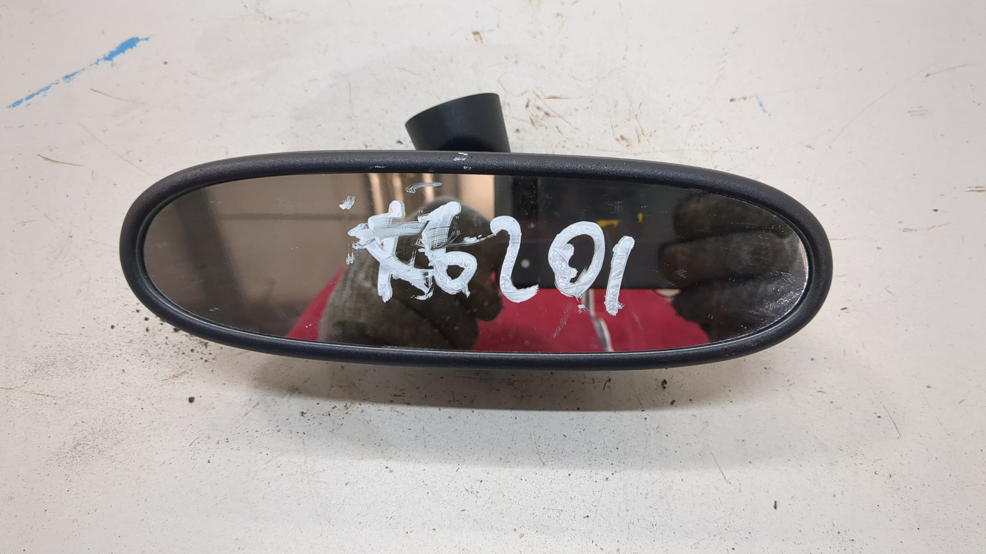 Зеркало заднего вида