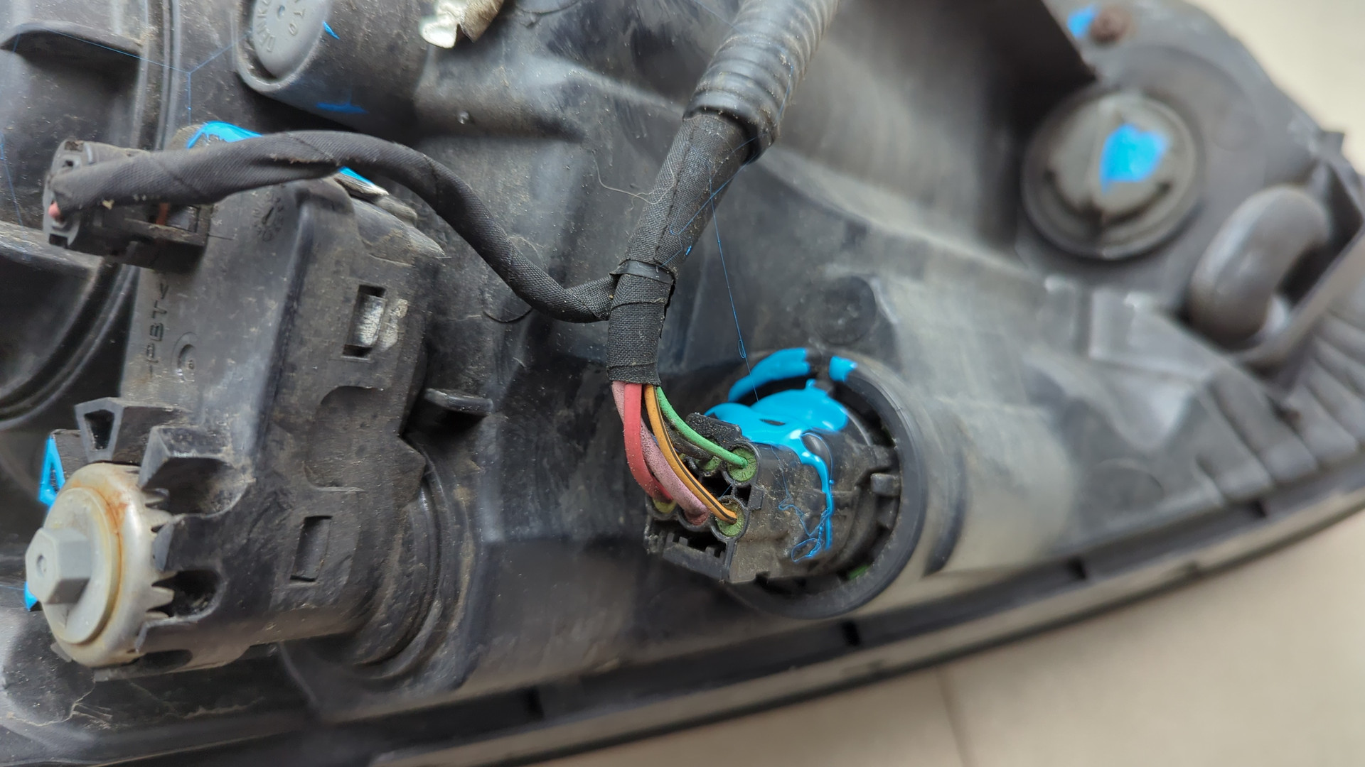 Фара правая