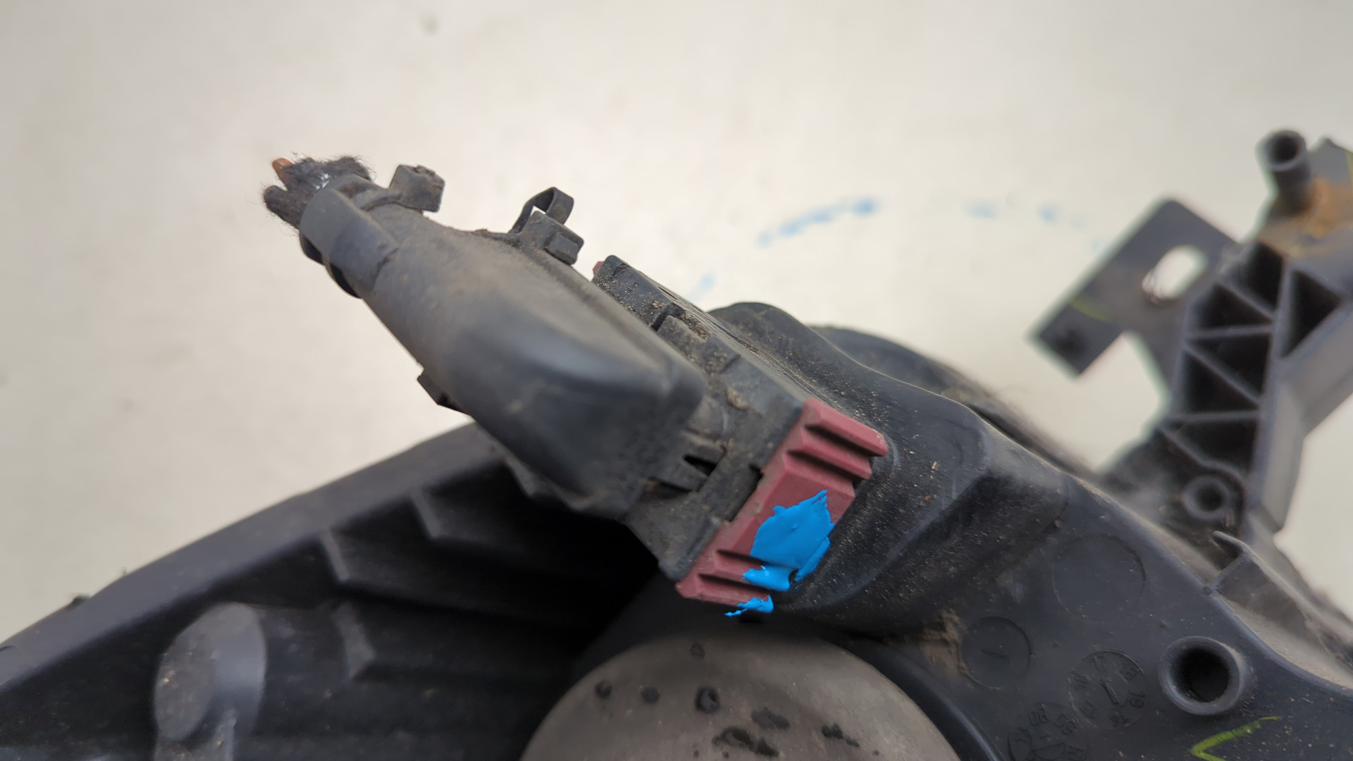 Фара правая