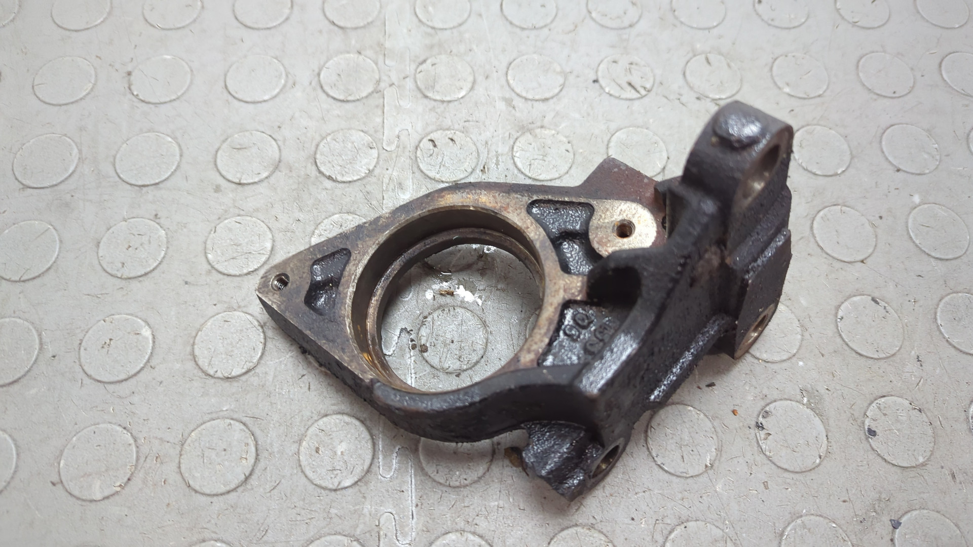 Кронштейн (п.з.к.)