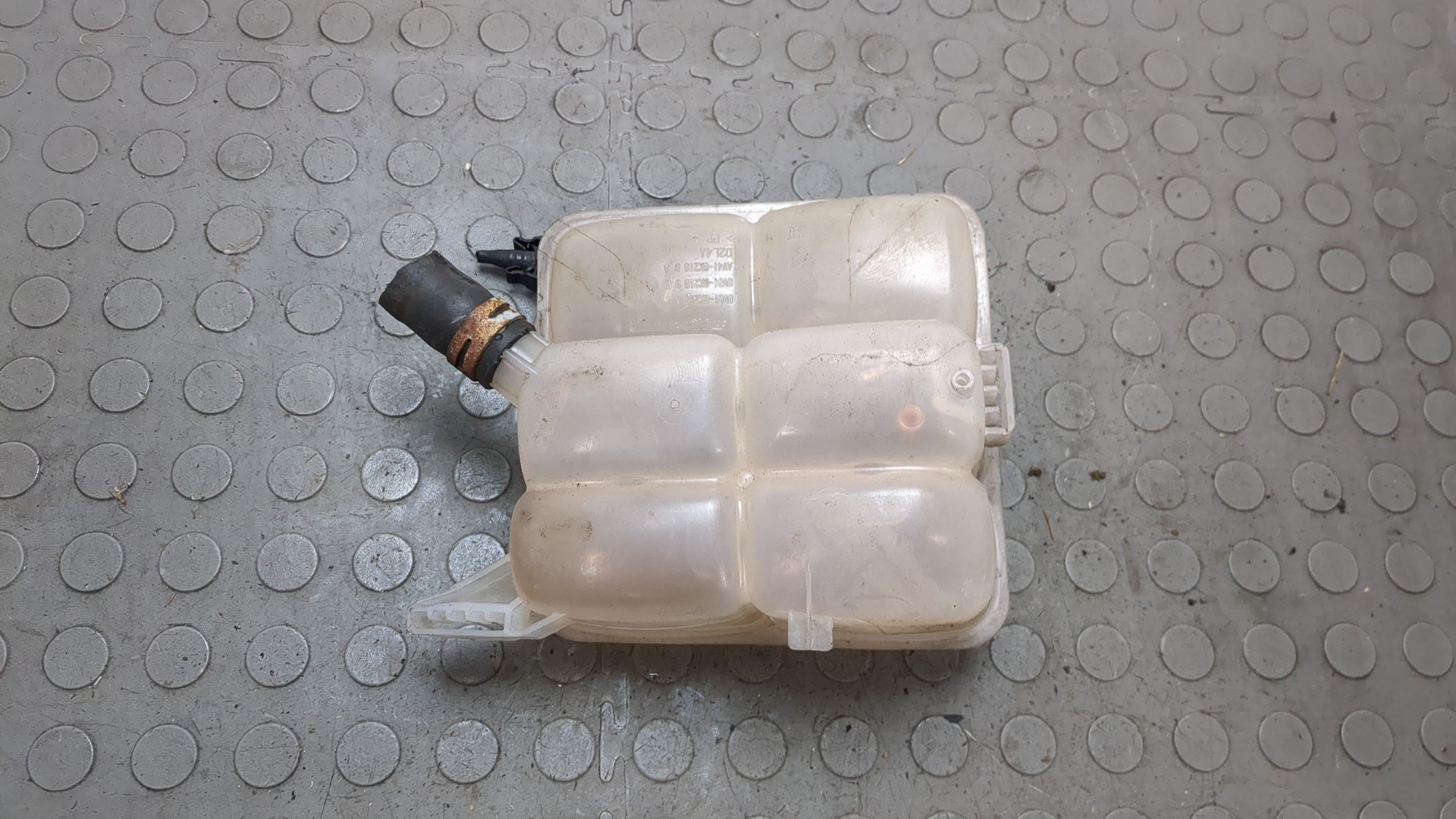 Бачок расширительный