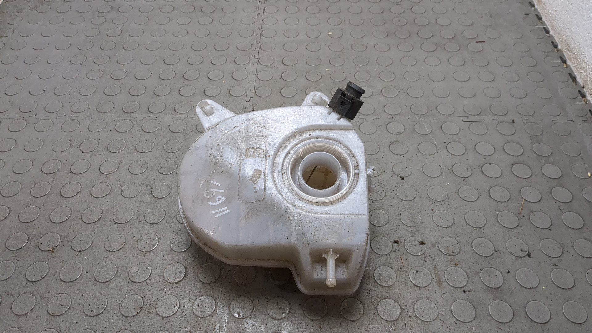 Бачок расширительный