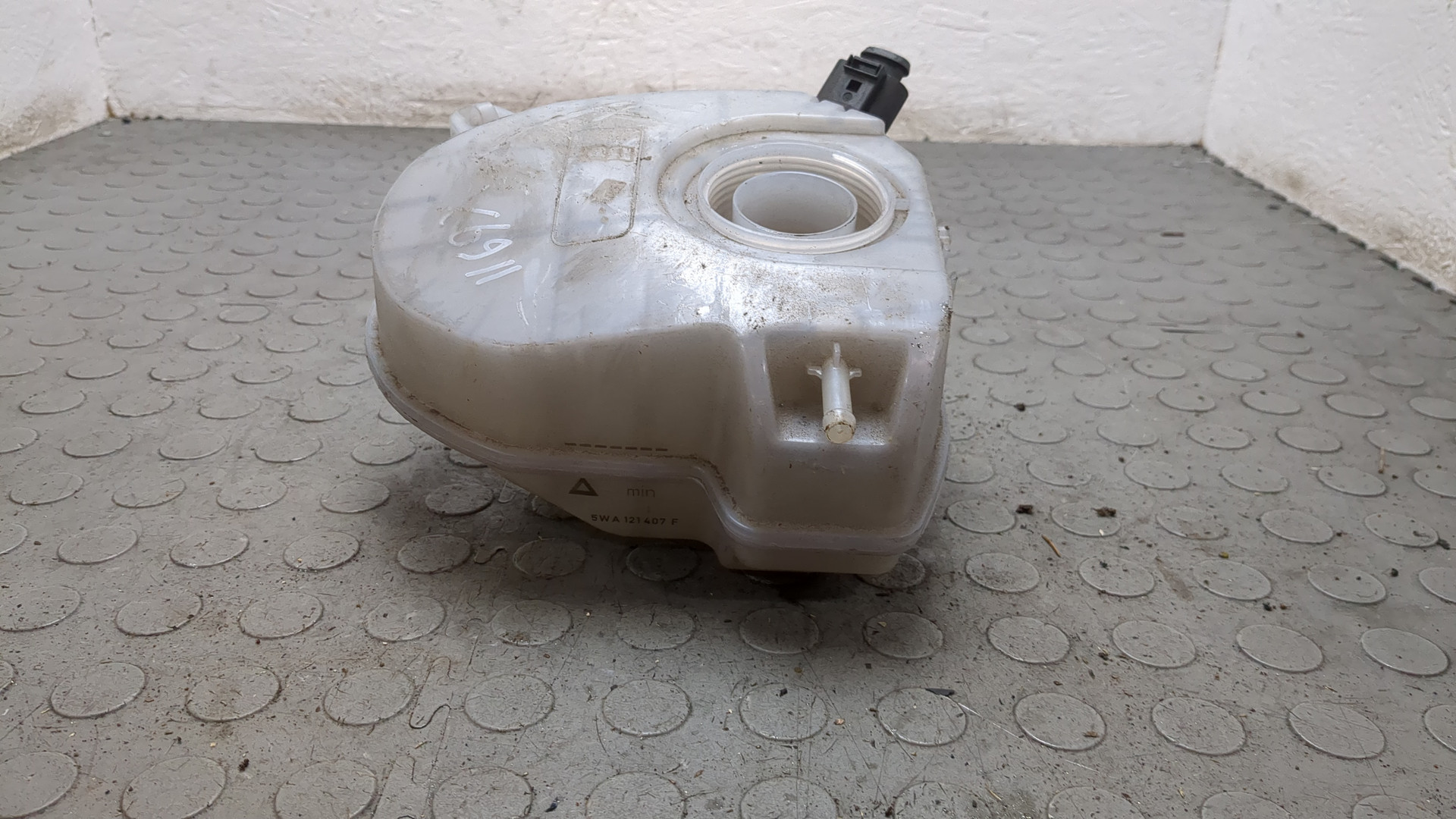 Бачок расширительный