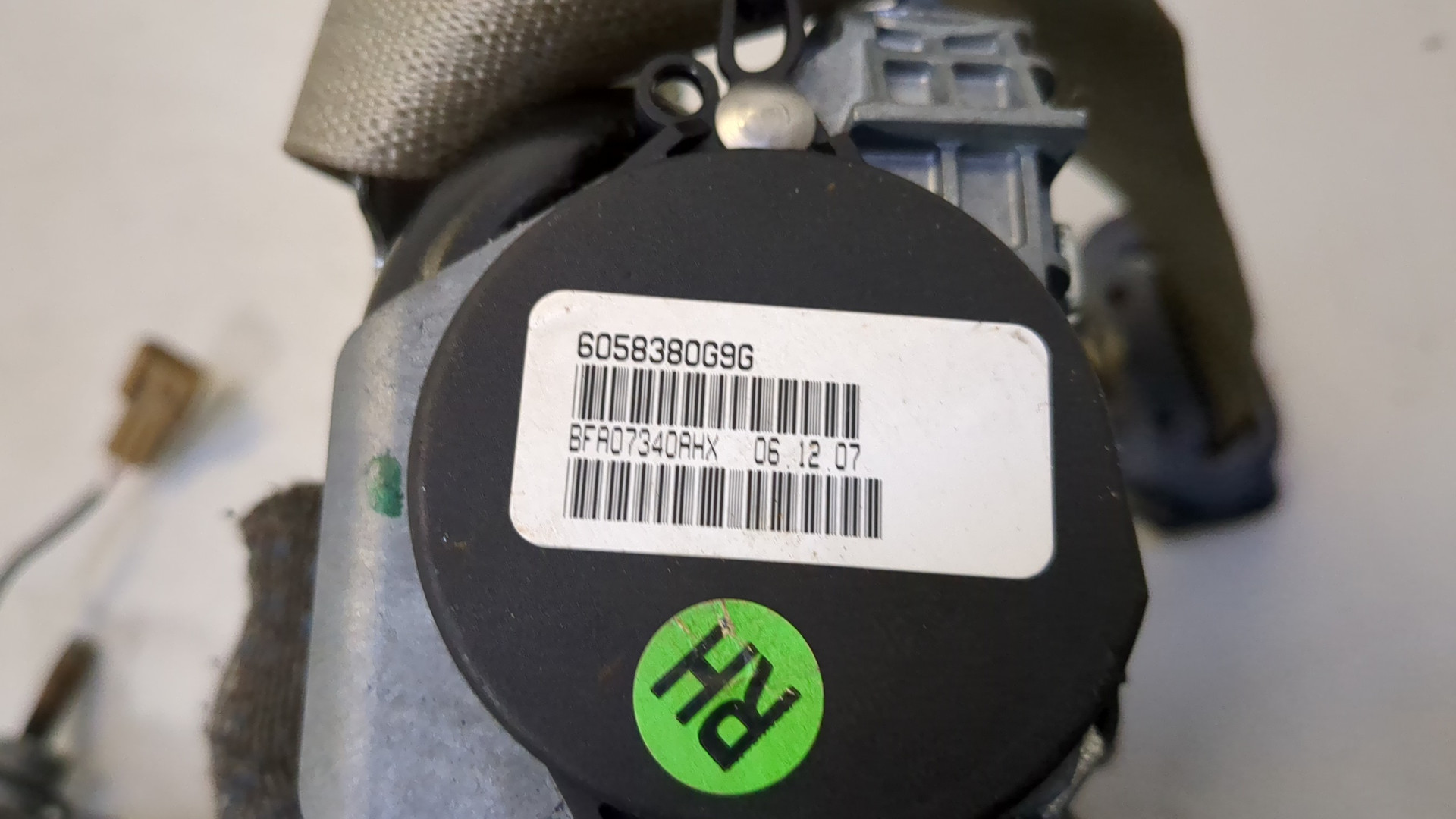 Ремень безопасности