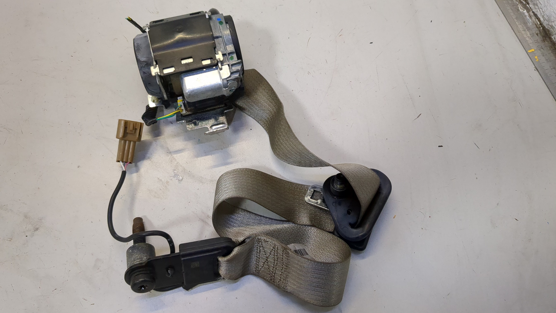 Ремень безопасности