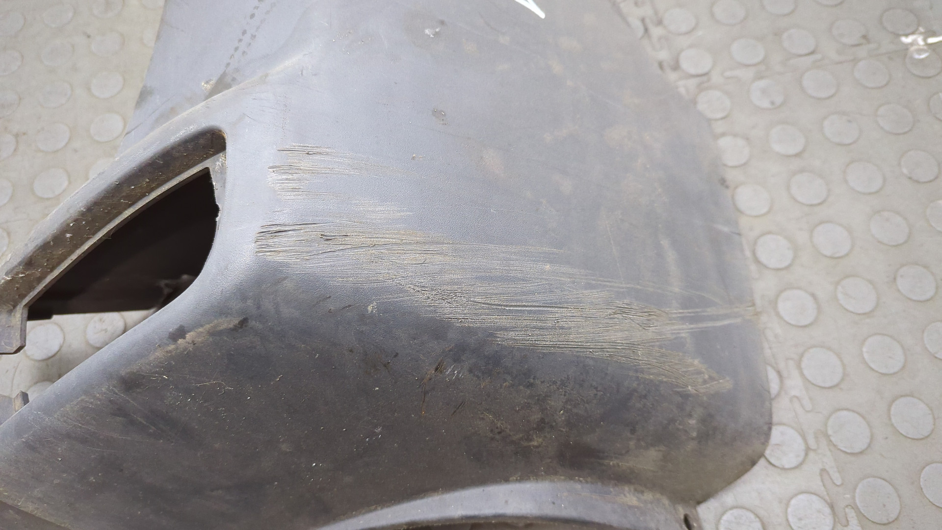 Накладка заднего бампера правая