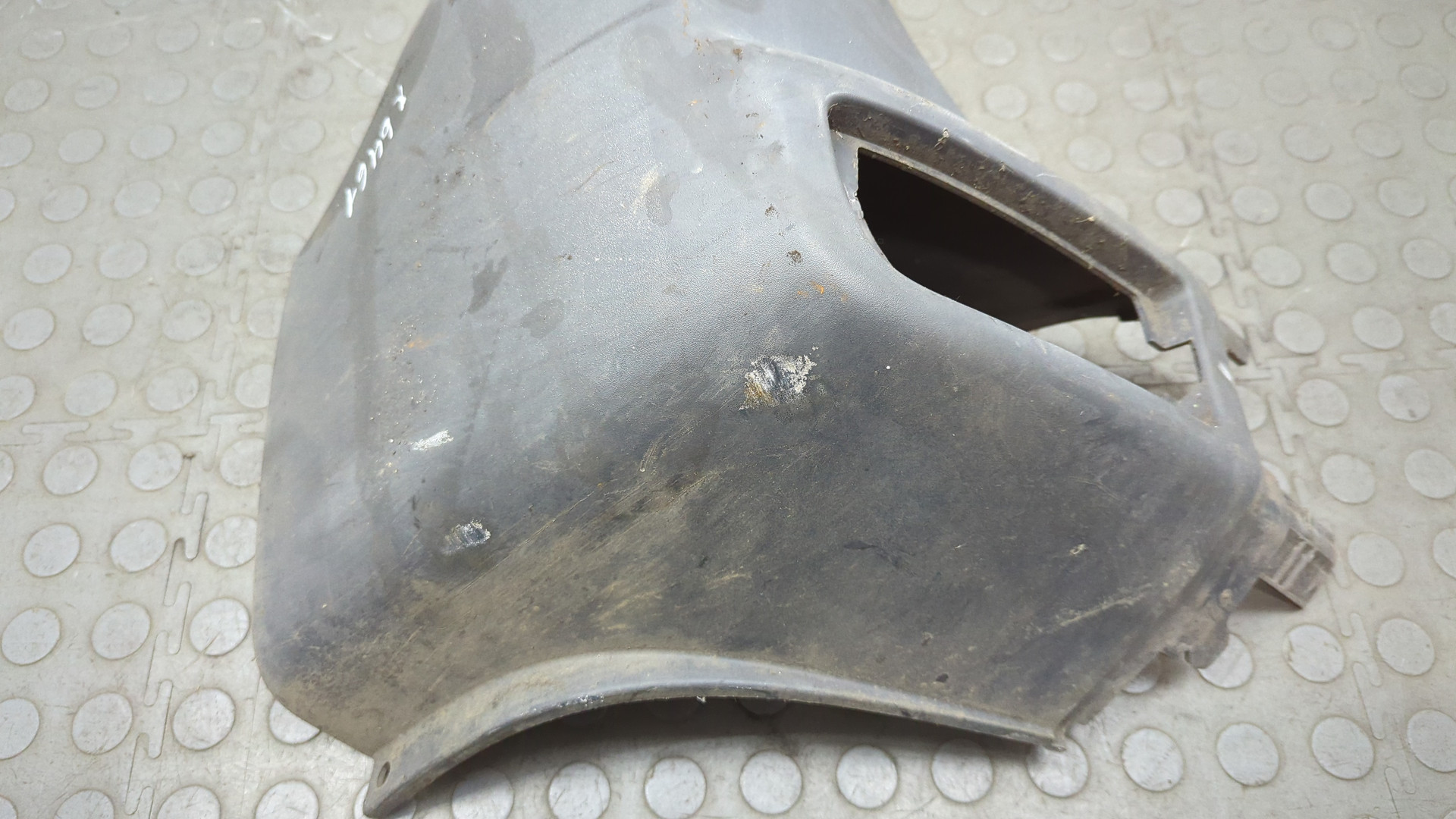 Накладка заднего бампера левая