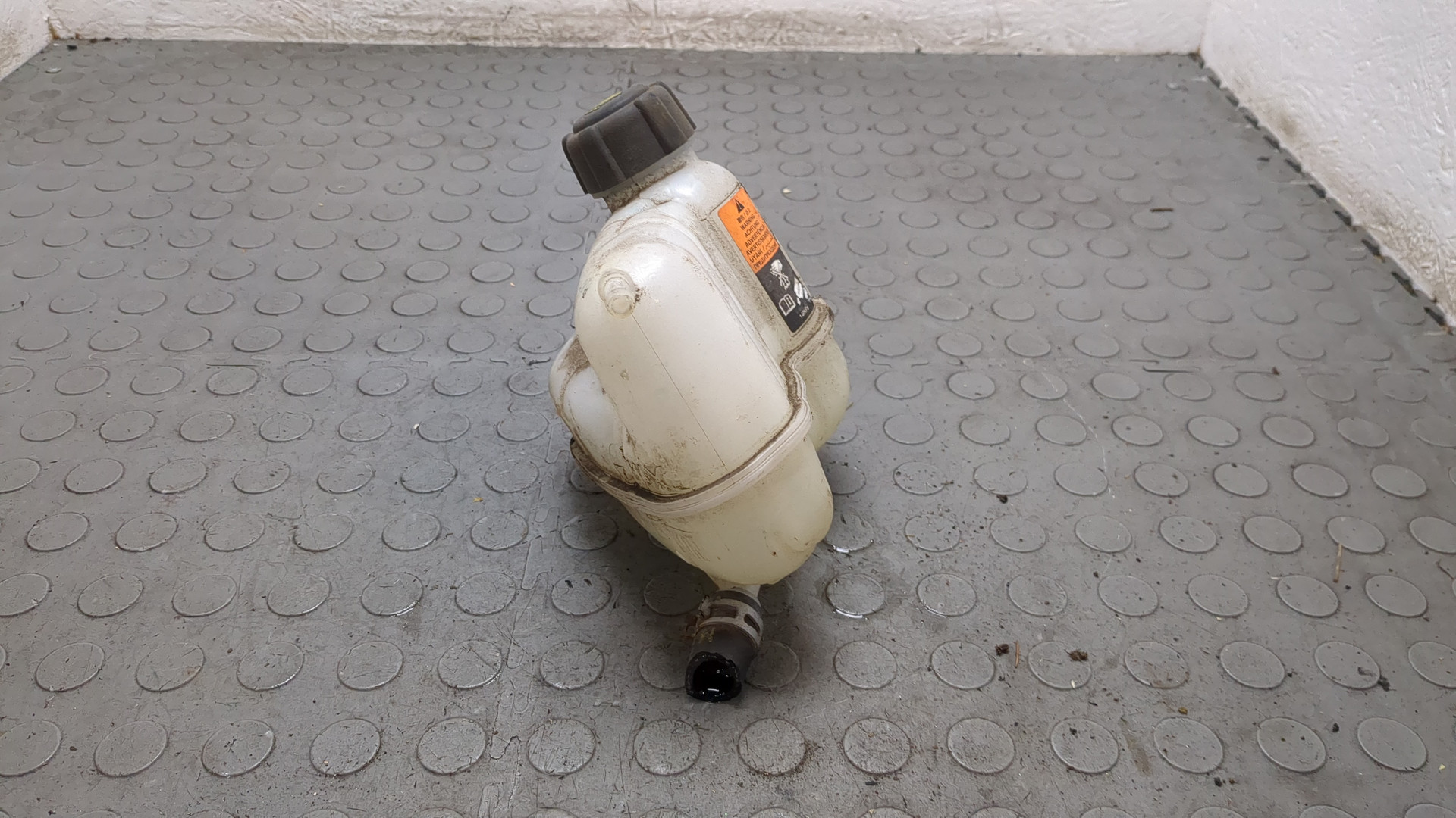 Бачок расширительный