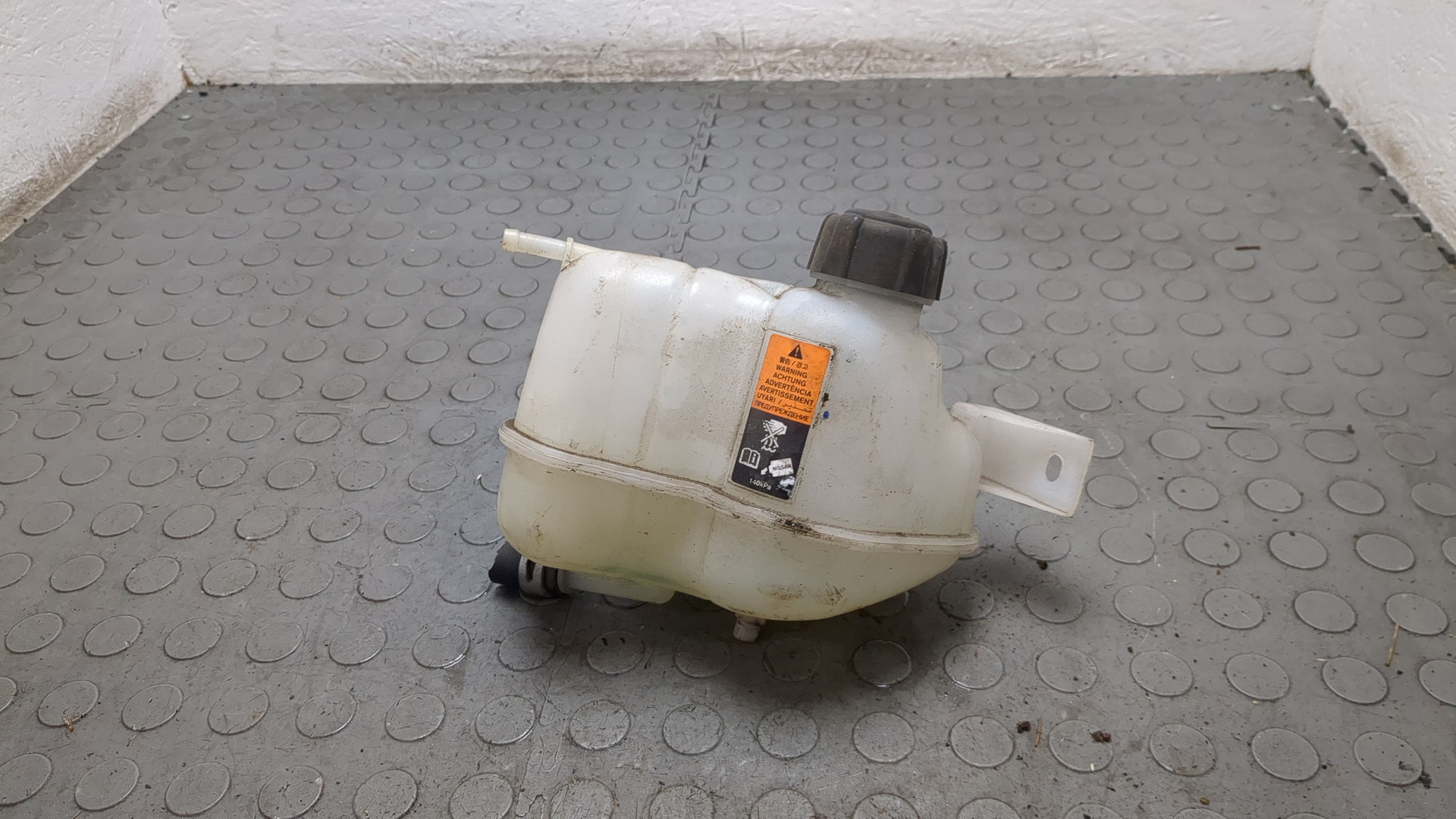 Бачок расширительный