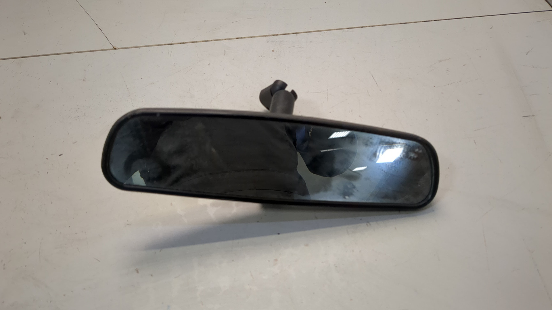 Зеркало заднего вида