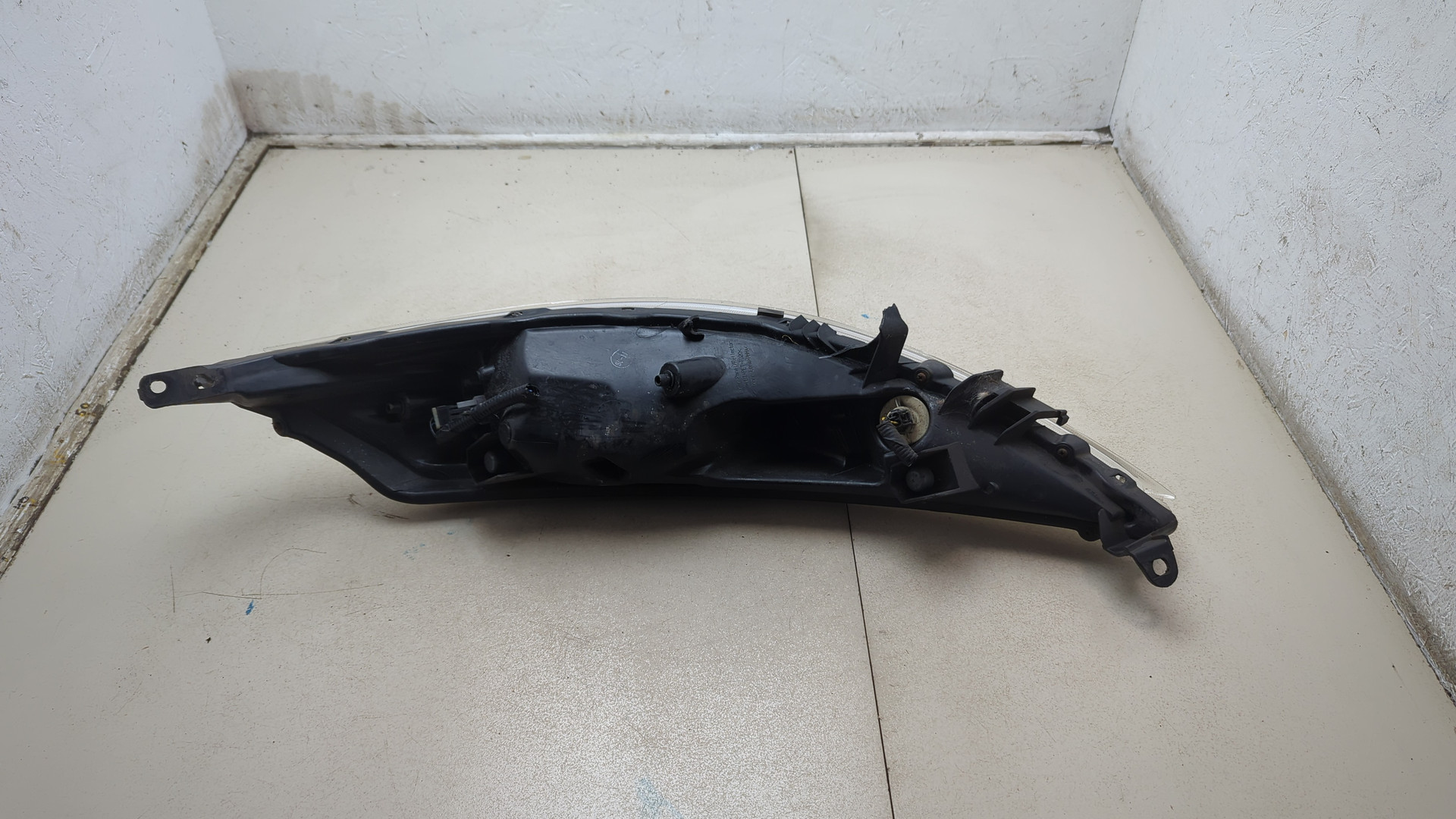 Фара противотуманная правая