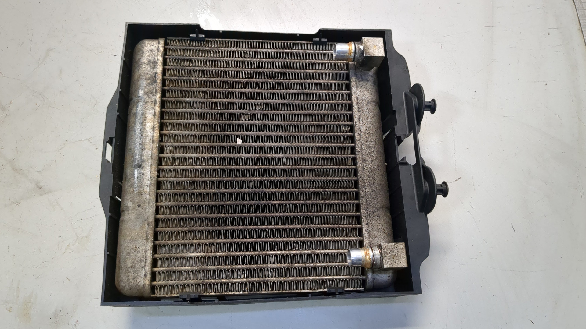 Радиатор масляный (теплообменник)