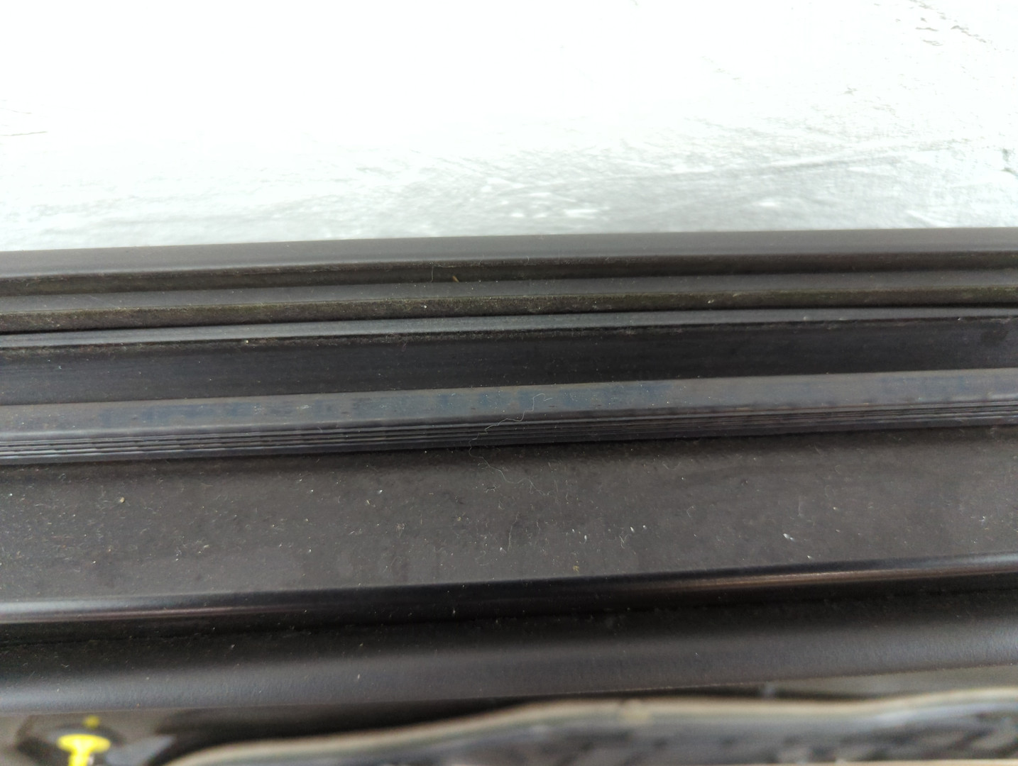 Дверь передняя левая