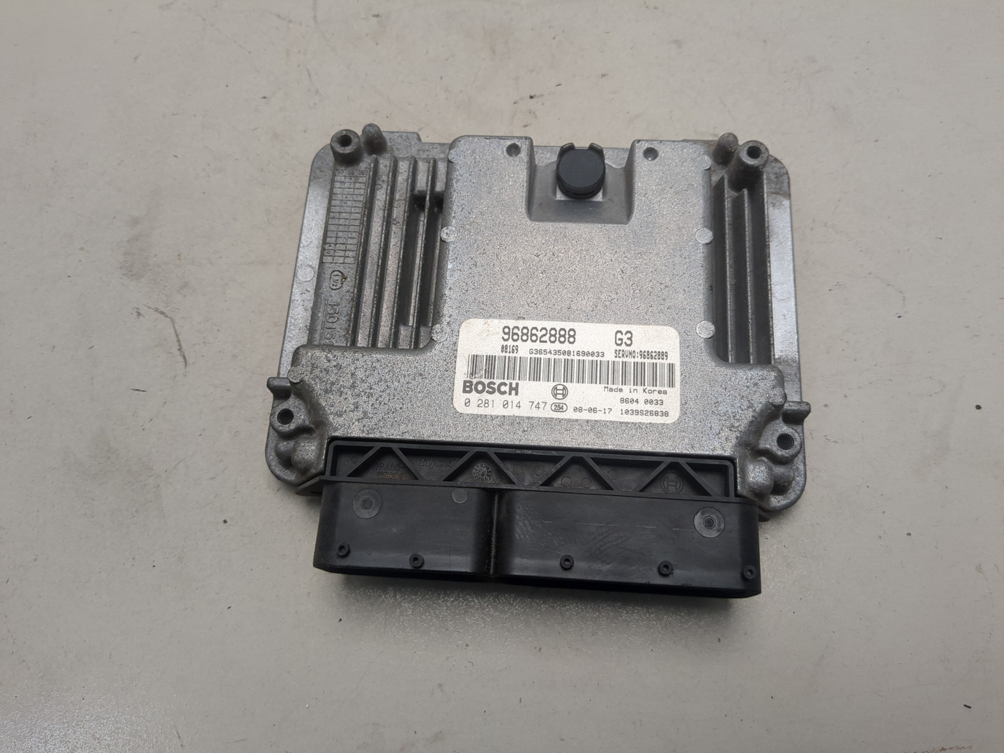 Блок управления двигателем