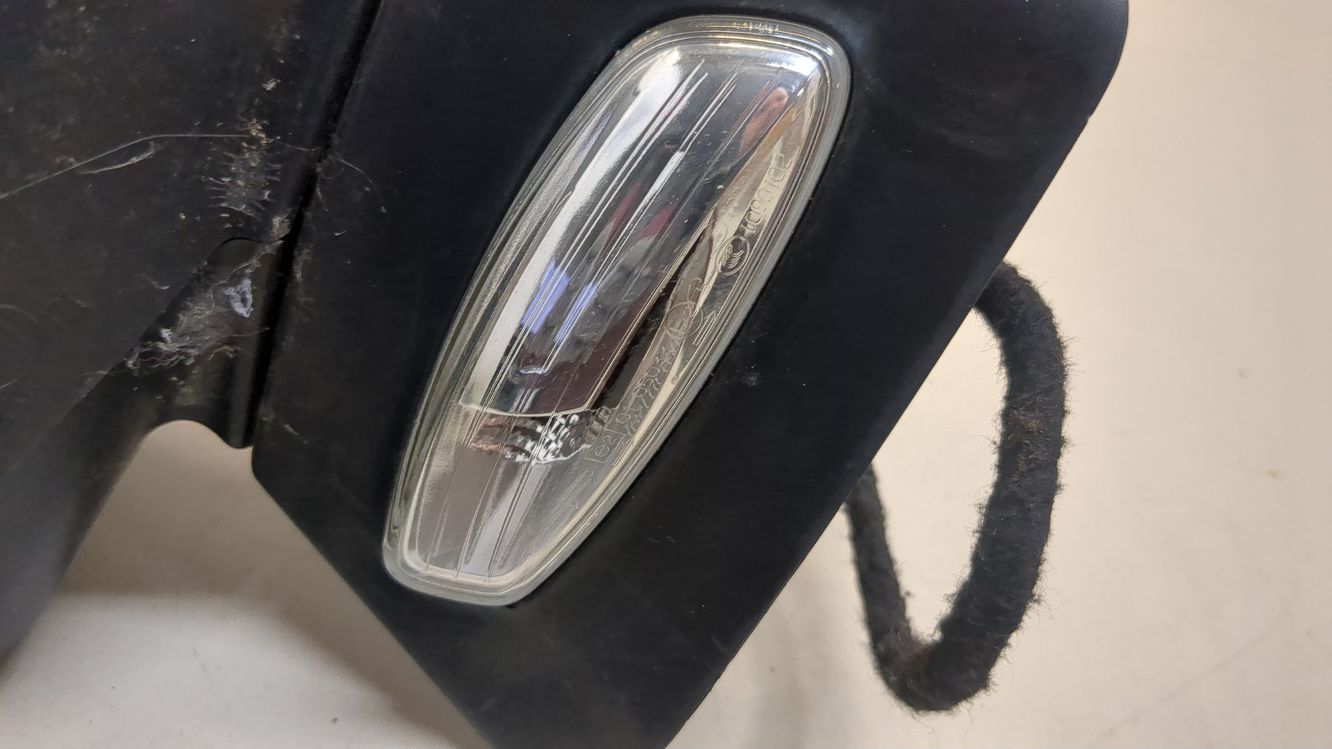 Зеркало правое электрическое