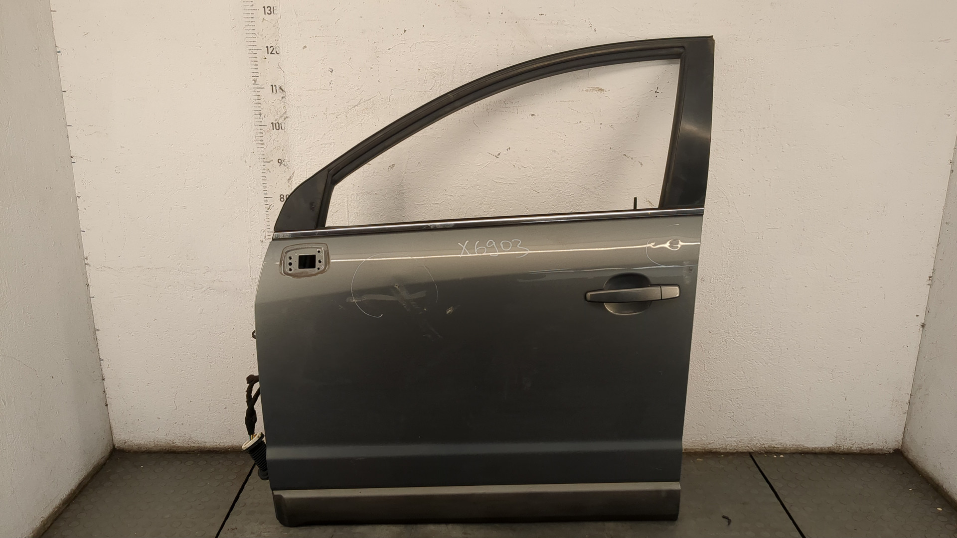 Дверь передняя левая