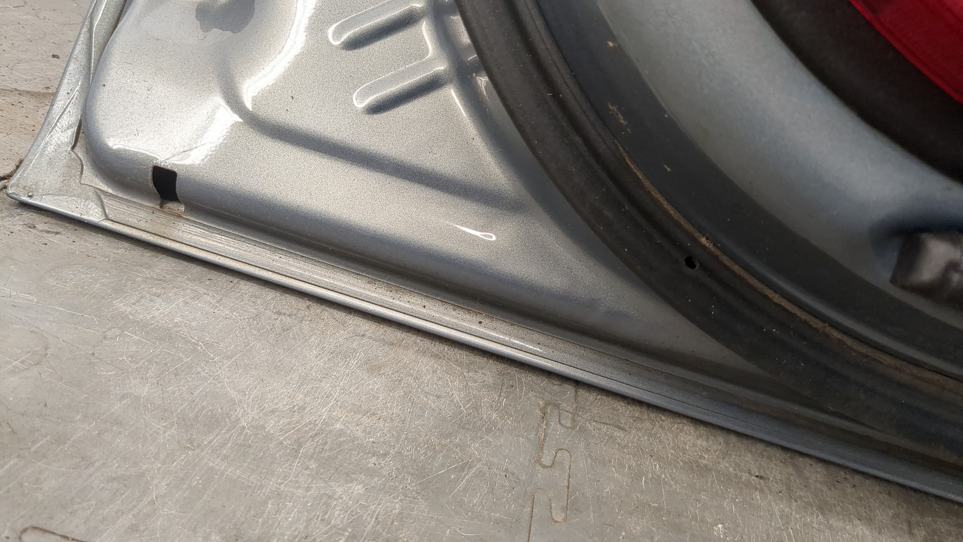 Дверь передняя левая